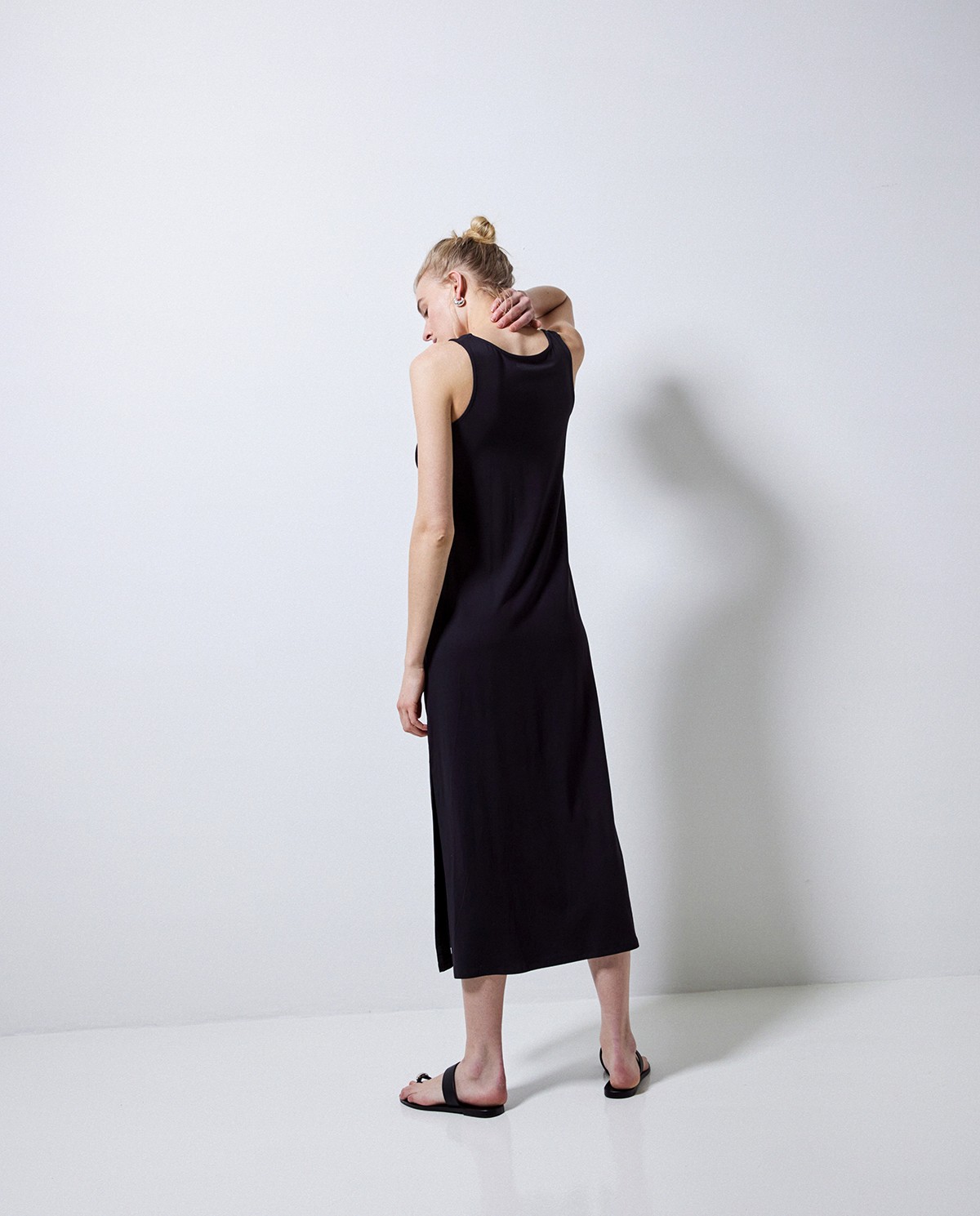 Vestido largo punto azul oscuro 2