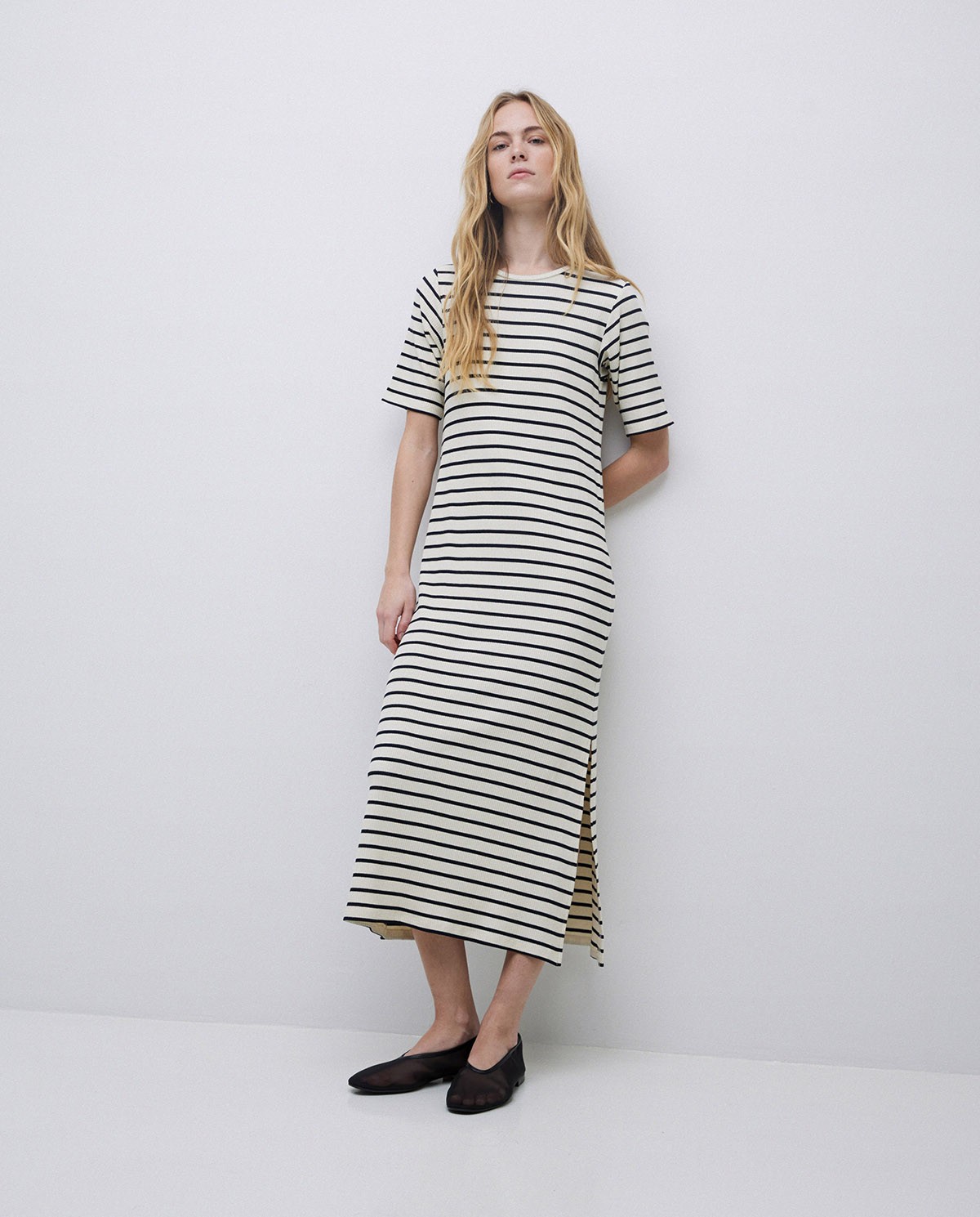 Vestido midi canalé rayas azul oscuro