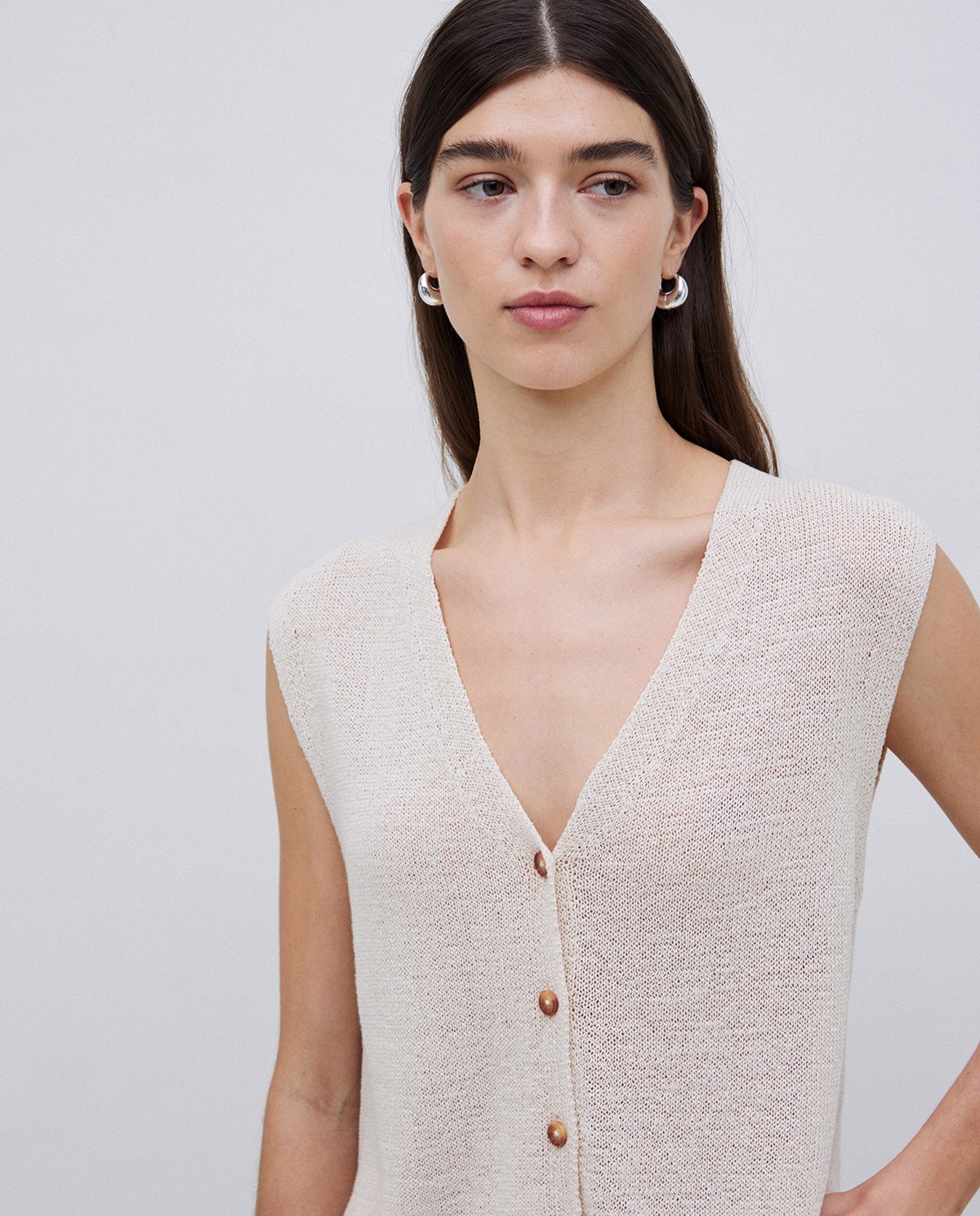 Gilet maille col en V écru