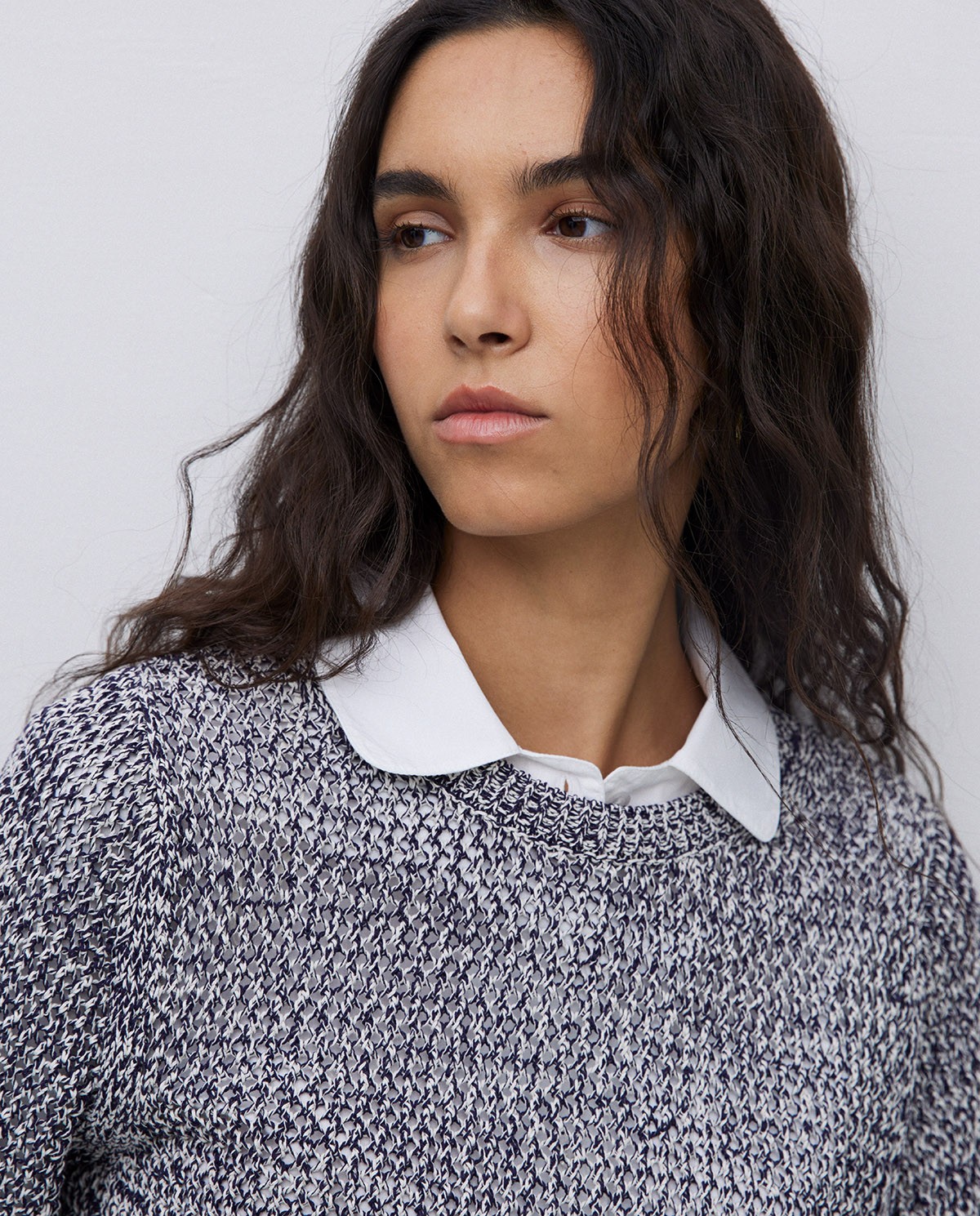 Pull bleu foncé ajouré 1