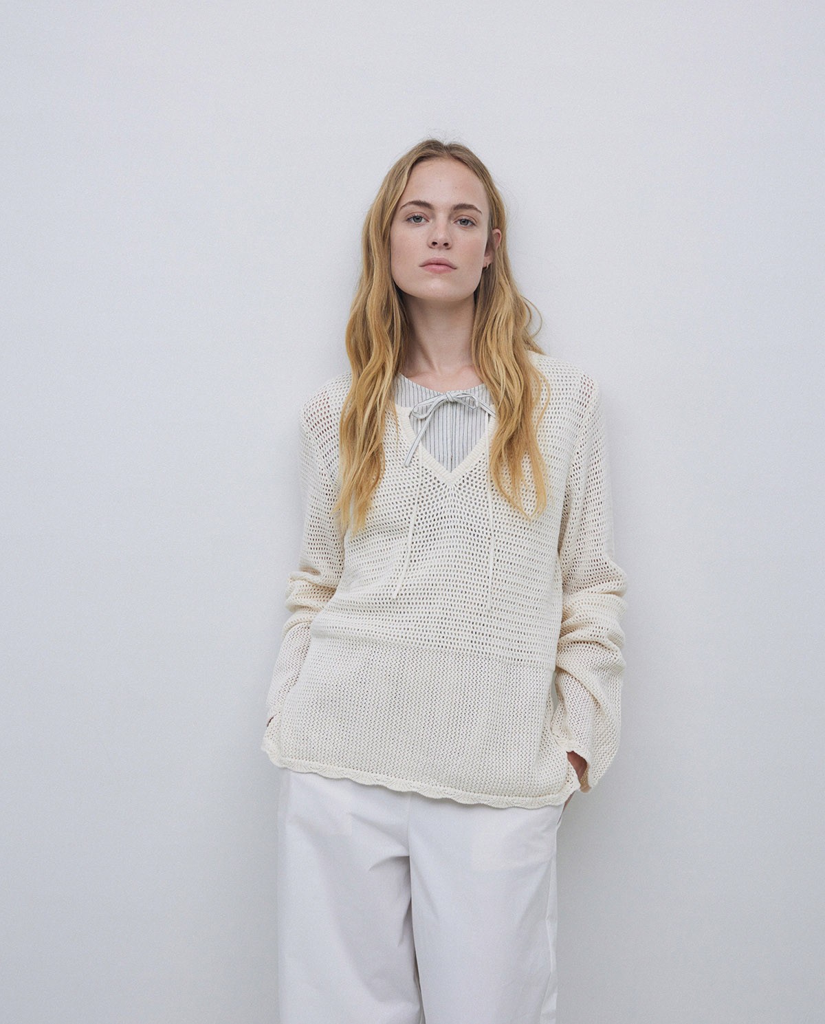 Jersey calado lazo blanco roto