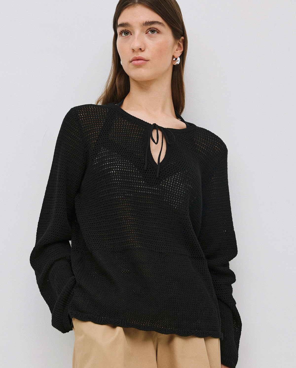 Jersey calado lazo negro