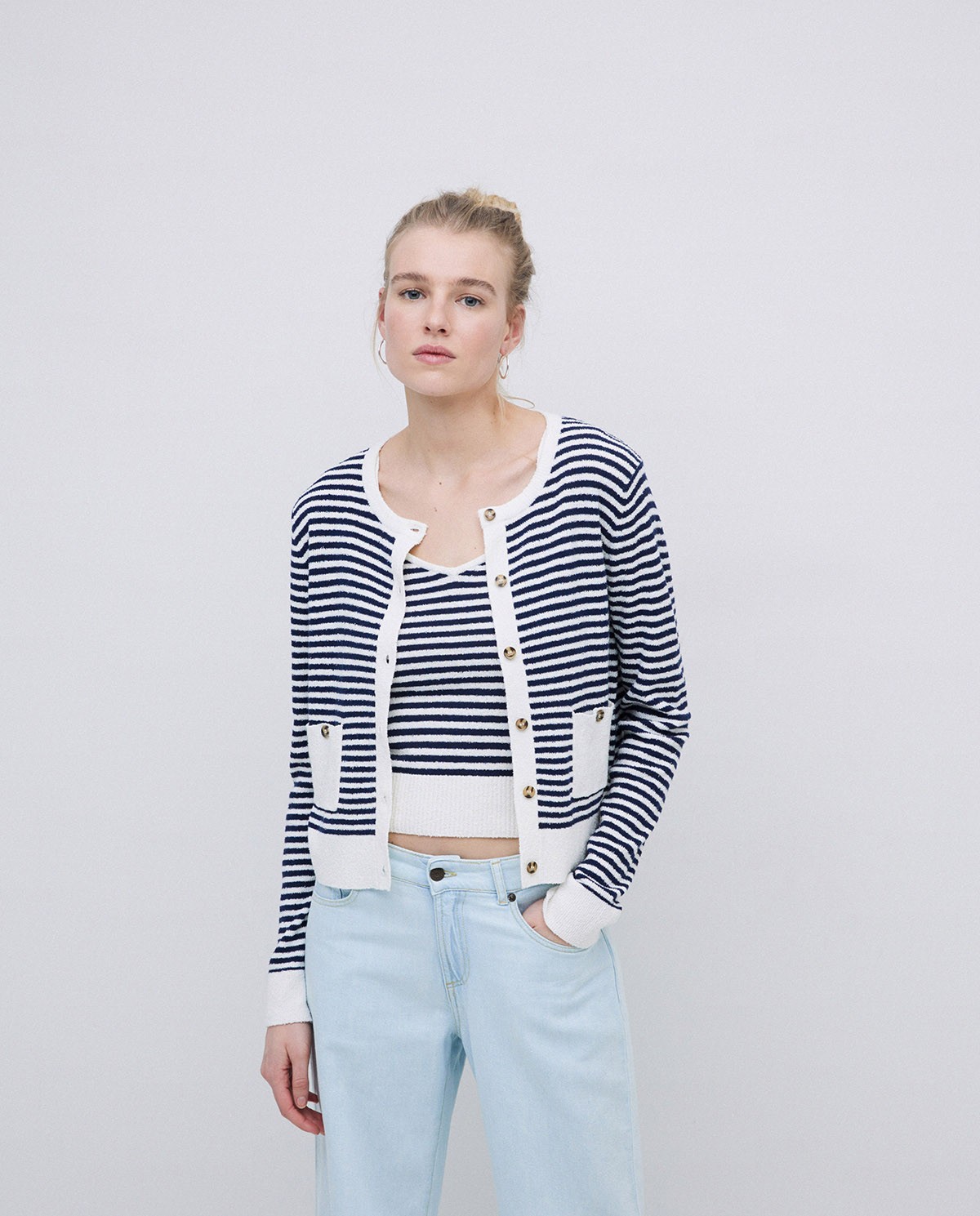 Cardigan à rayures en coton bleu foncé 4