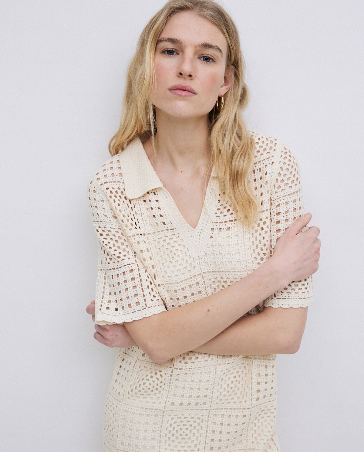 Vestido crochet cuello polo crudo 1