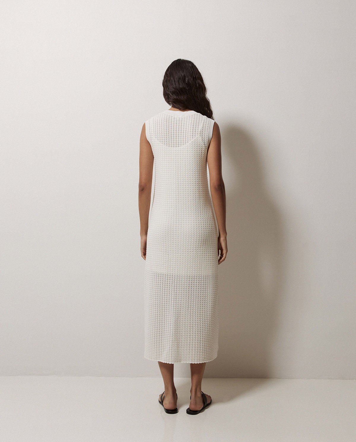 Vestido largo calado blanco 8