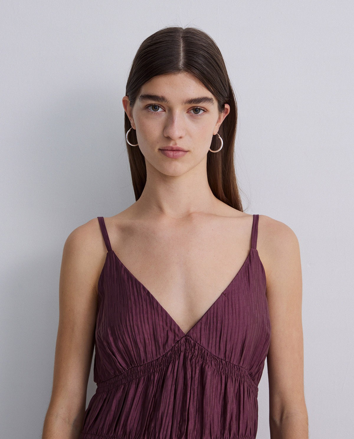 Vestido largo corte imperio berenjena