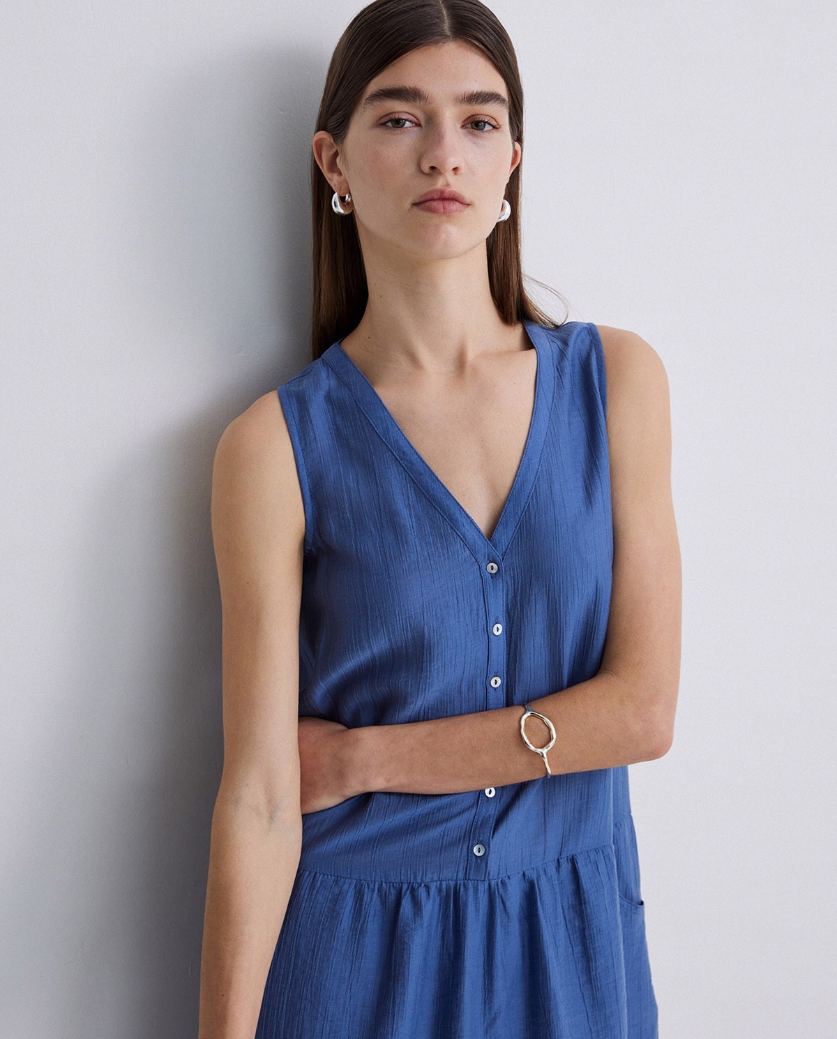 Robe courte bleu satin 1