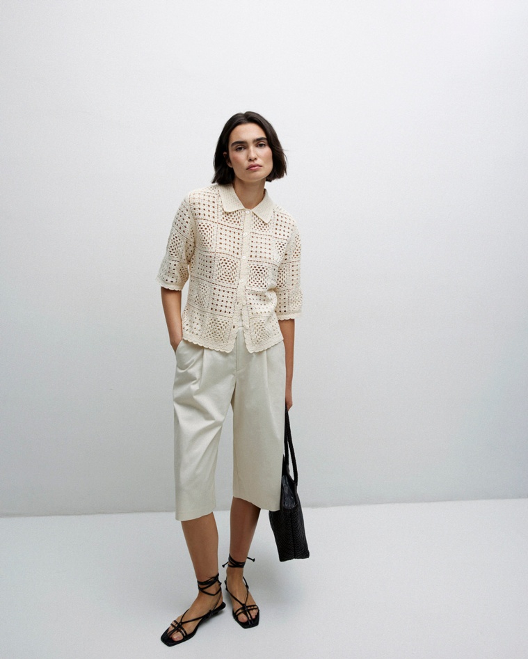 Bermudas tejido gabardina blanco roto