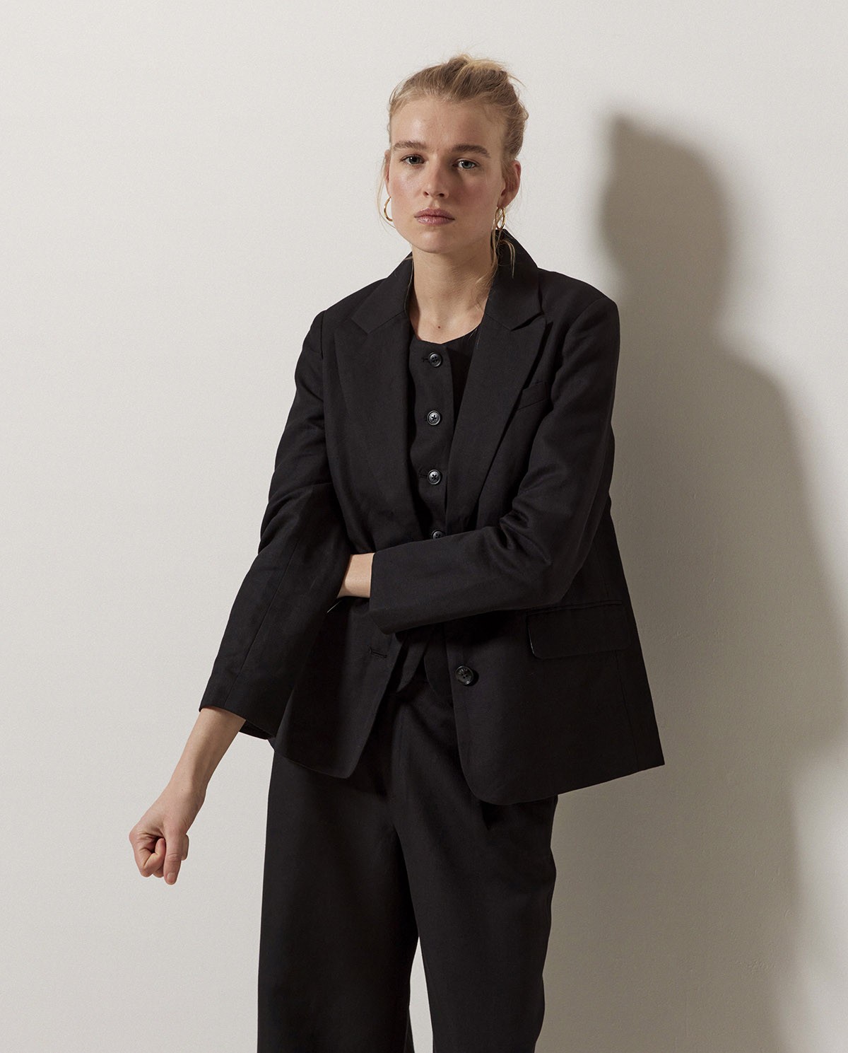 Black linen-blend sport coat 8