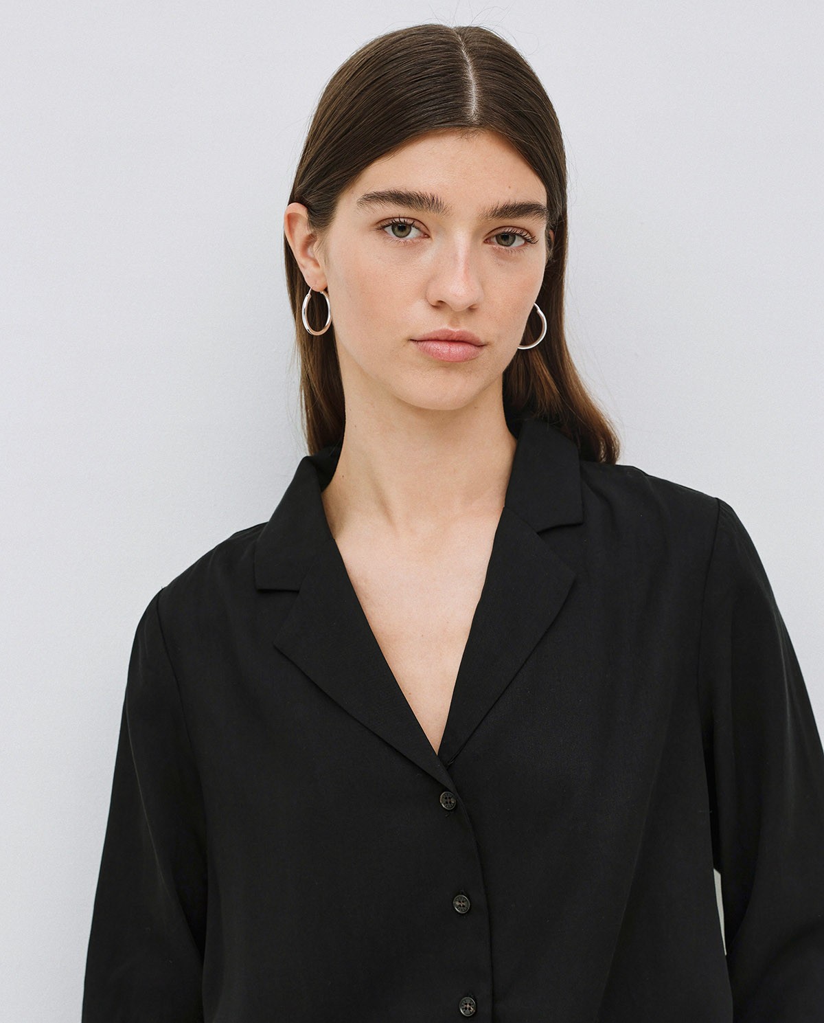 Chemise en lyocell col revers noir 1