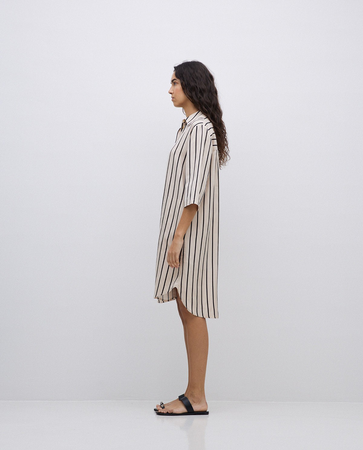 Vestido tencel cuello camisero crudo 4