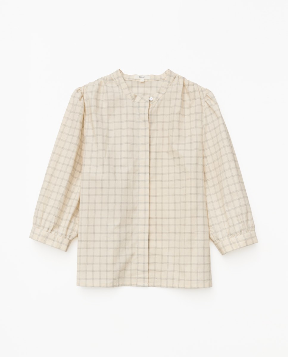 Ecru three-quarter plaid shirt