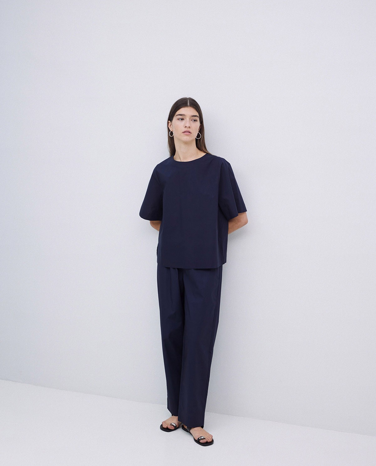 Pantalones rectos popelín azul oscuro