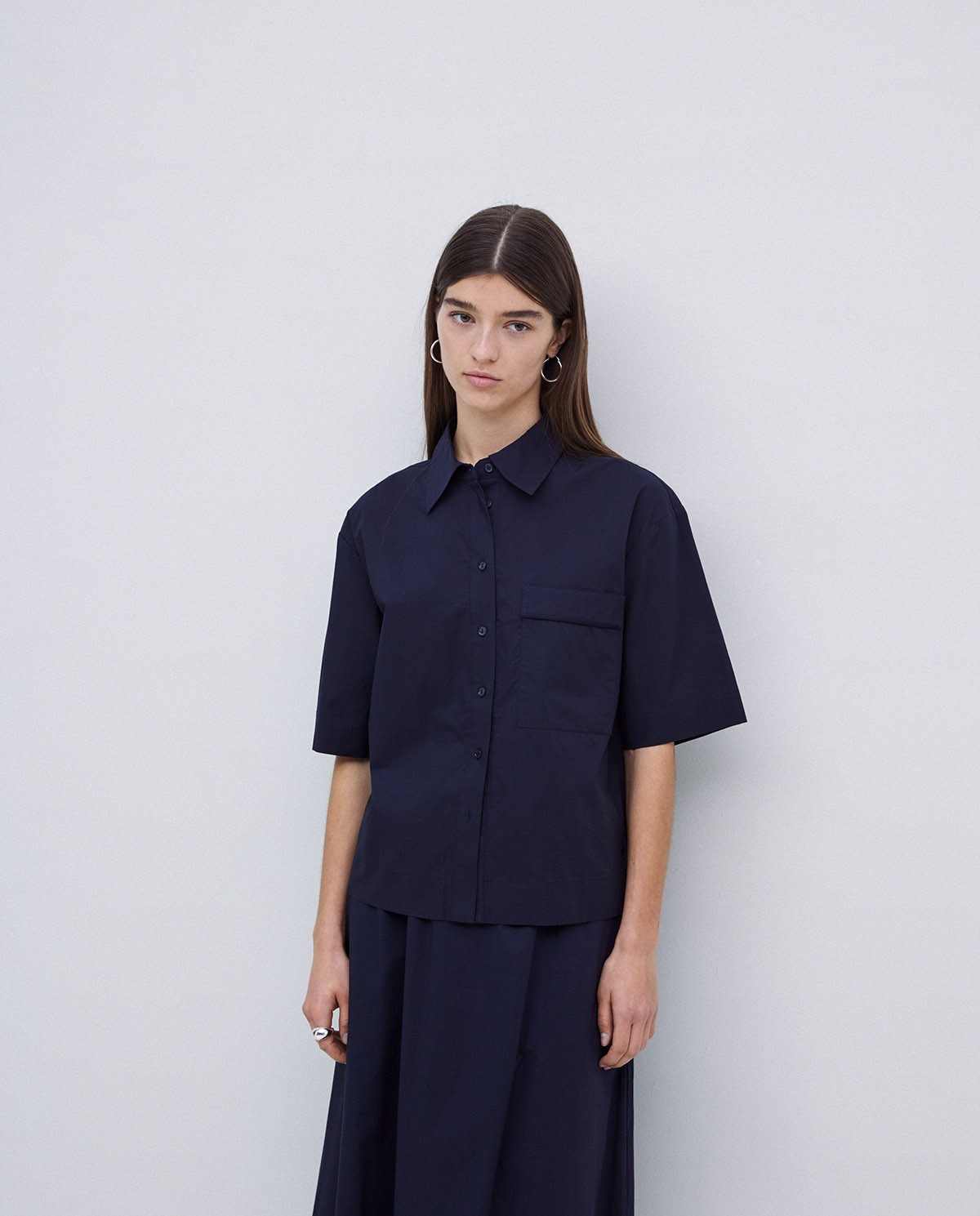 Chemise à manches courtes en popeline bleu foncé