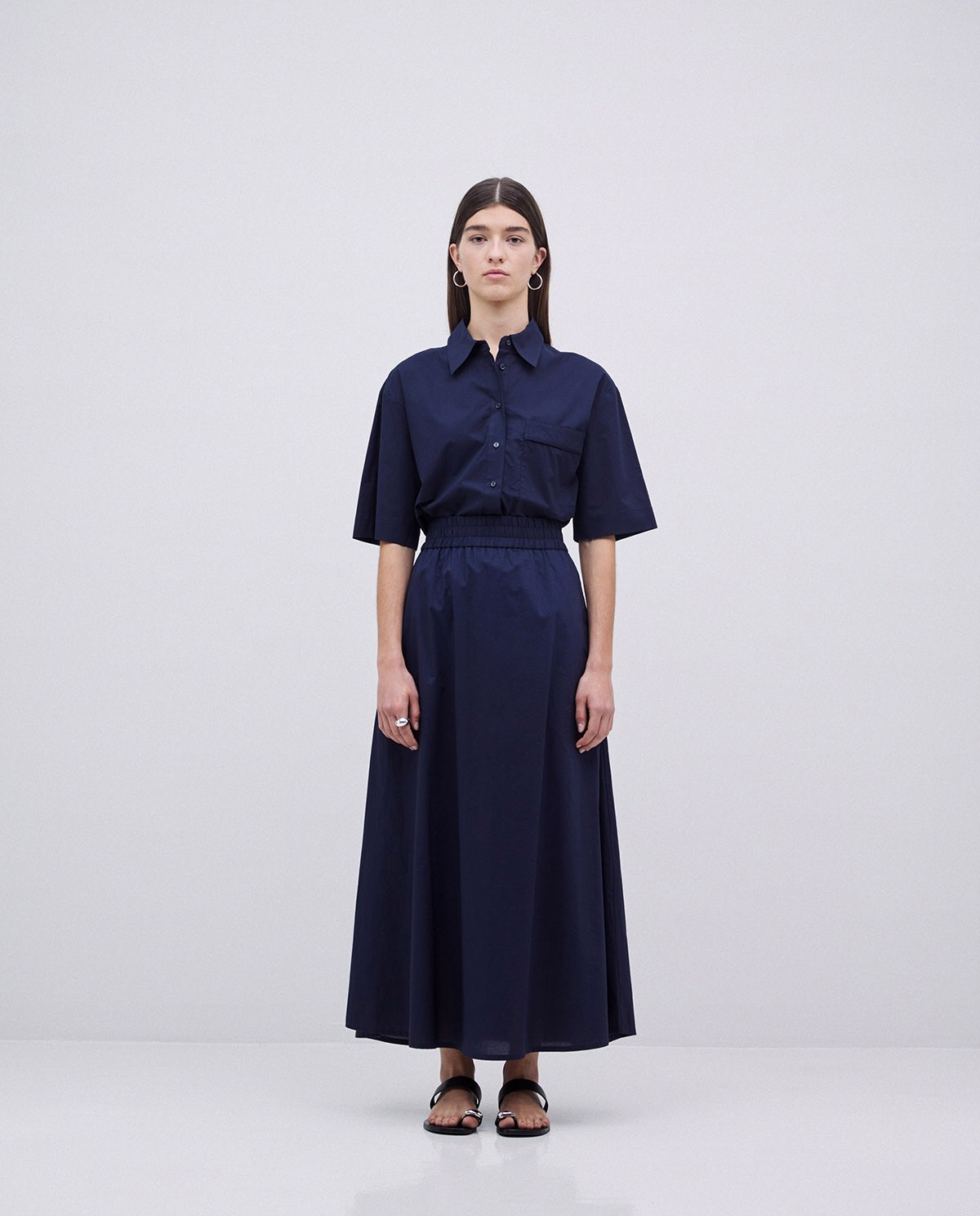 Falda cintura elástica popelín azul oscuro 2