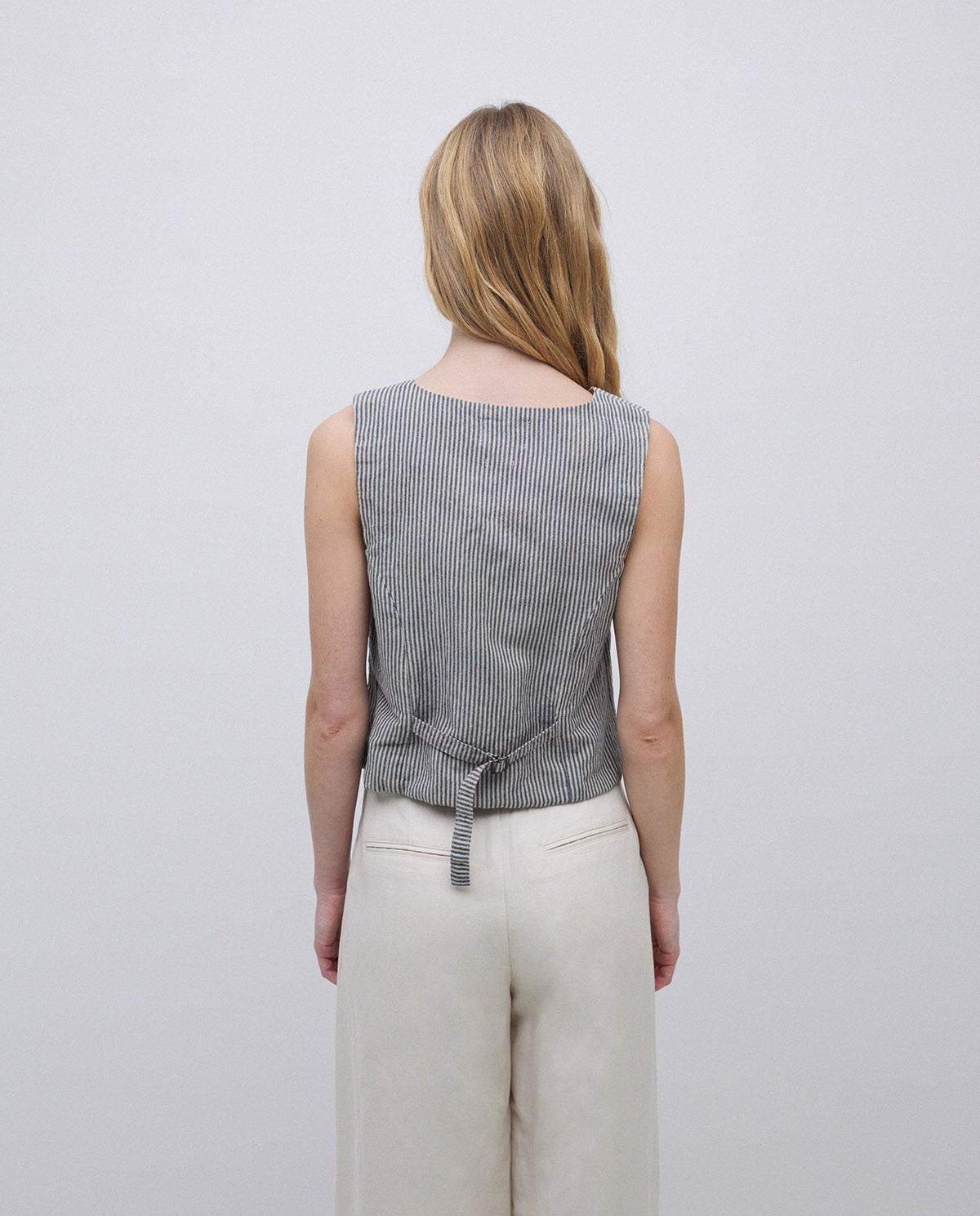 Gilet à rayures en mélange de lin grisâtre 4