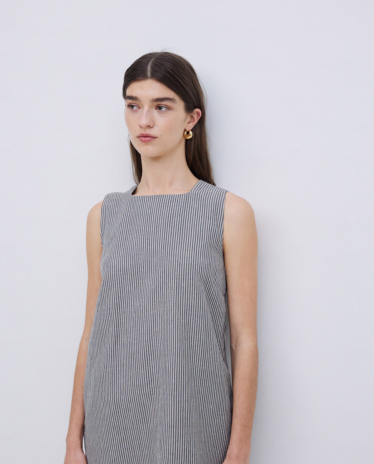 Vestido corto rayas lino y algodón azul grisáceo 2