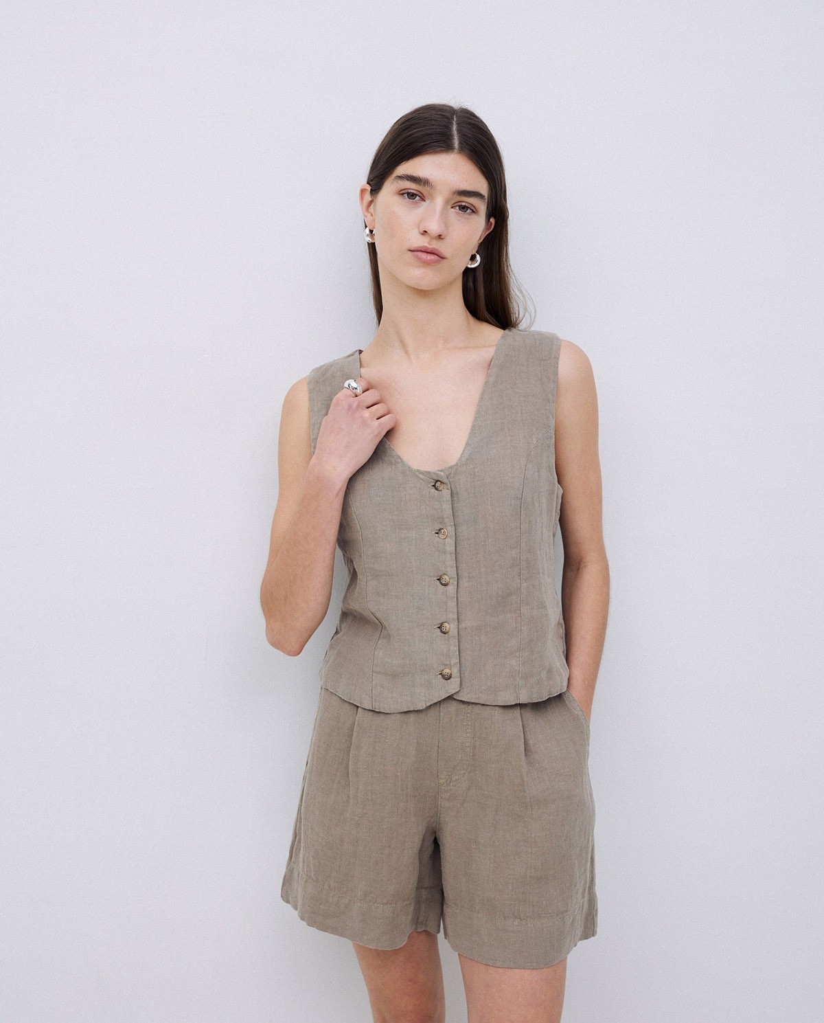 Khaki 100% linen vest