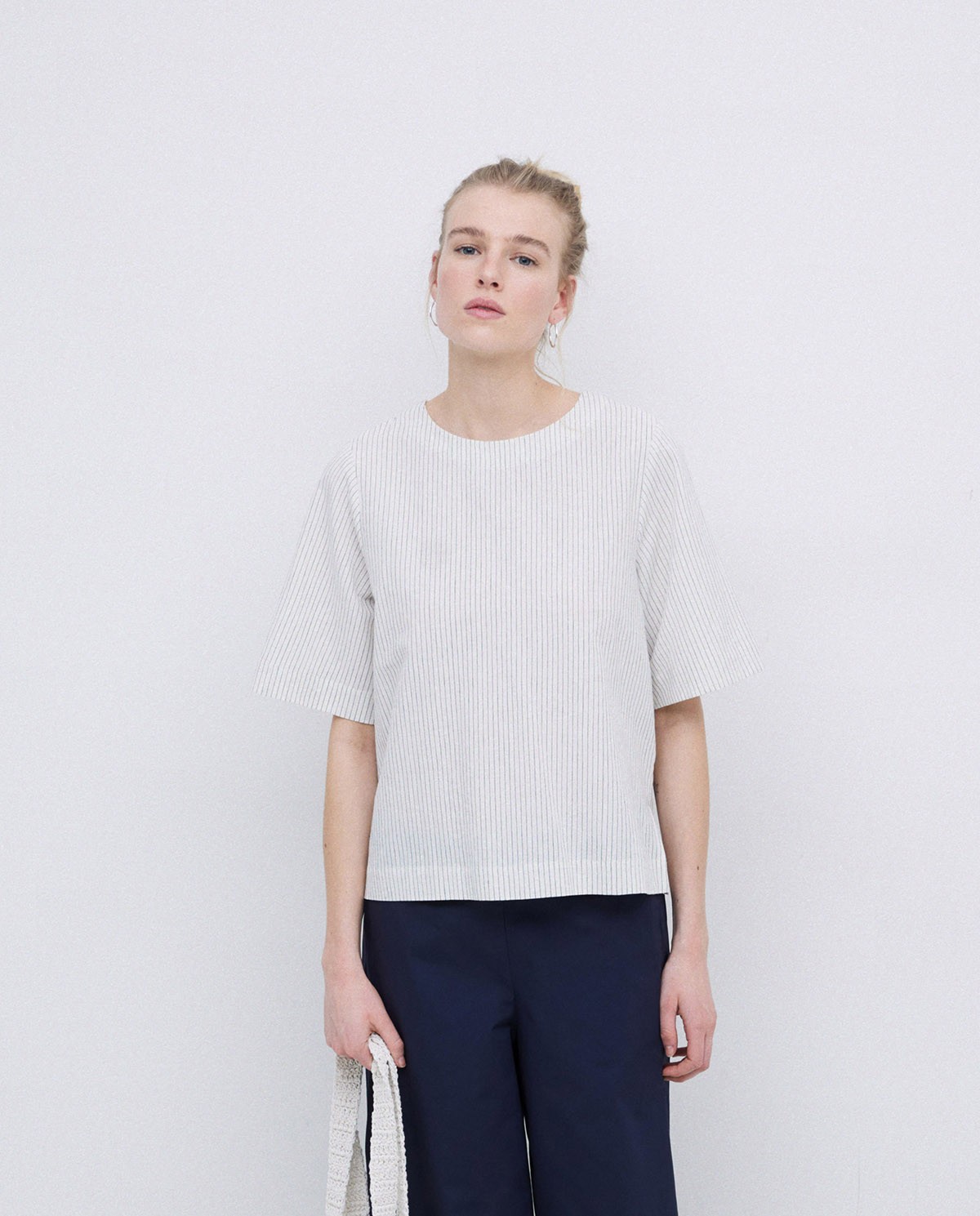 Chemise boutonnée au dos écrue 2