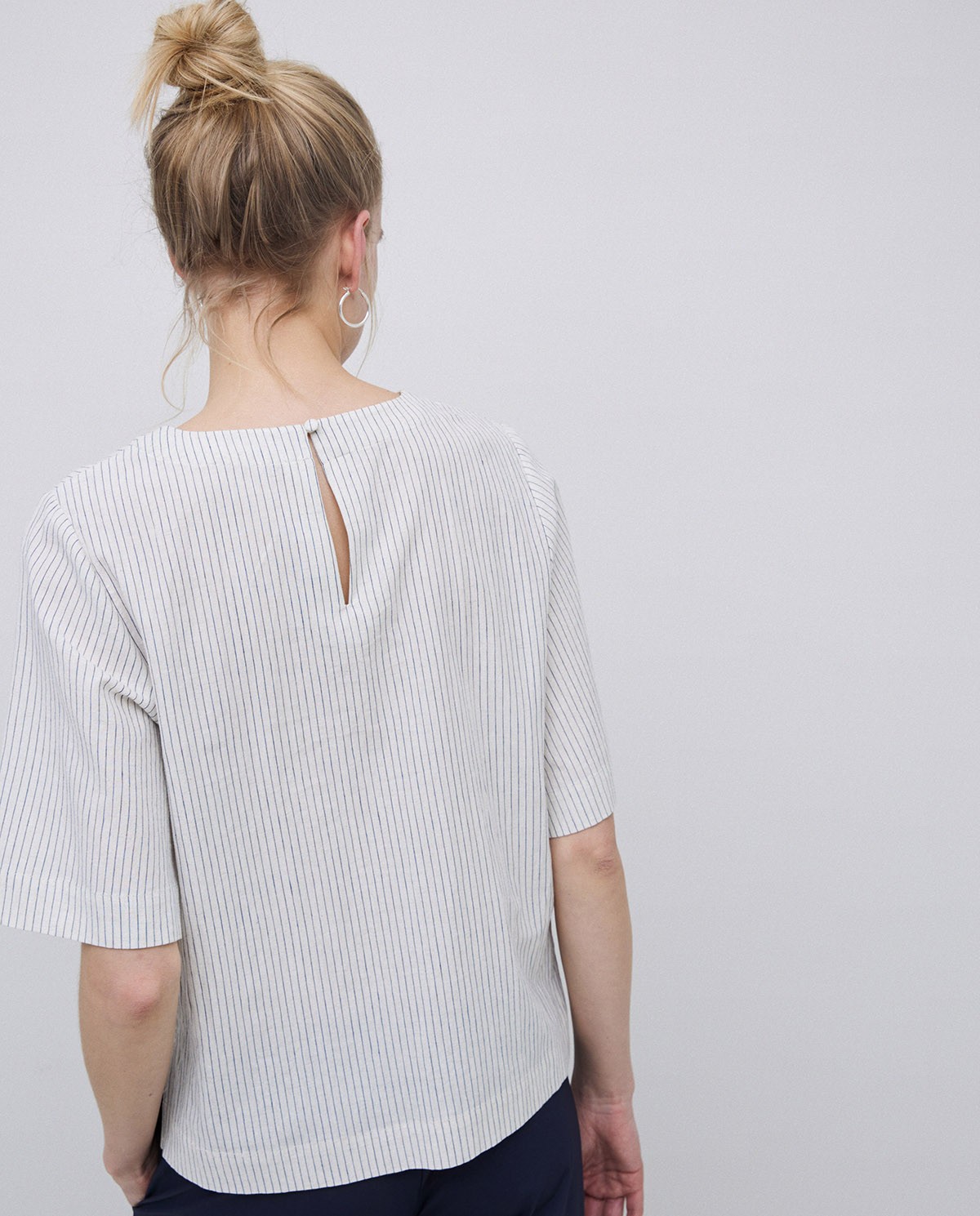 Chemise boutonnée au dos écrue 4