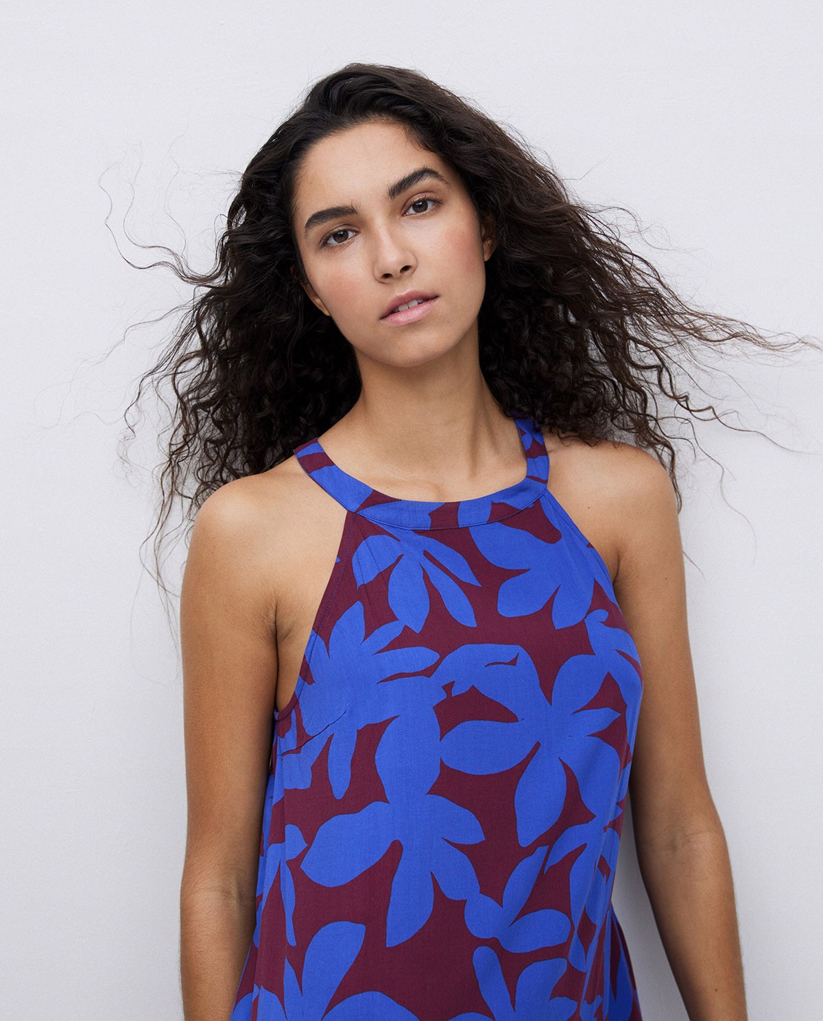 Vestido largo cuello halter azul 2