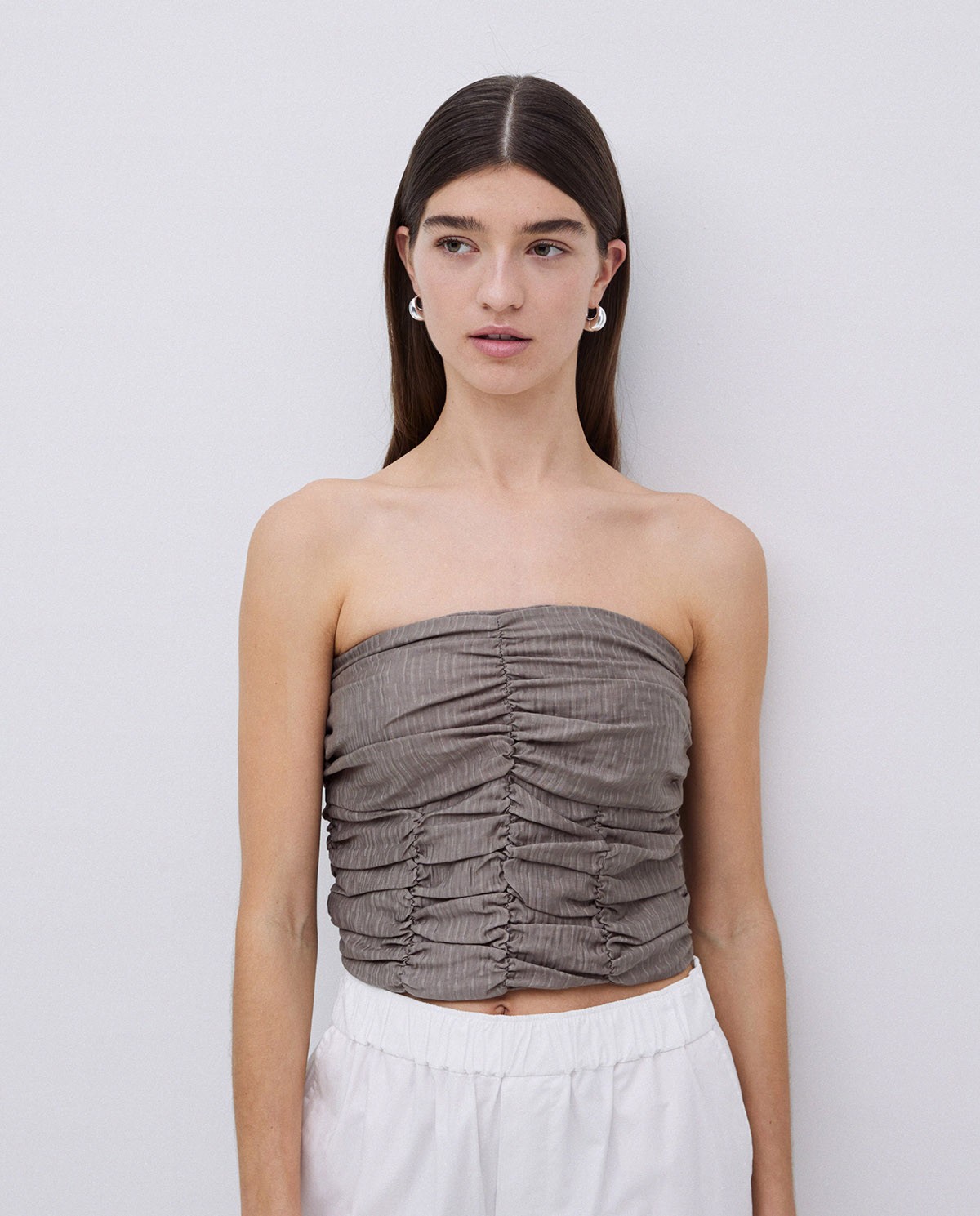 Top drapé épaules nues kaki 4