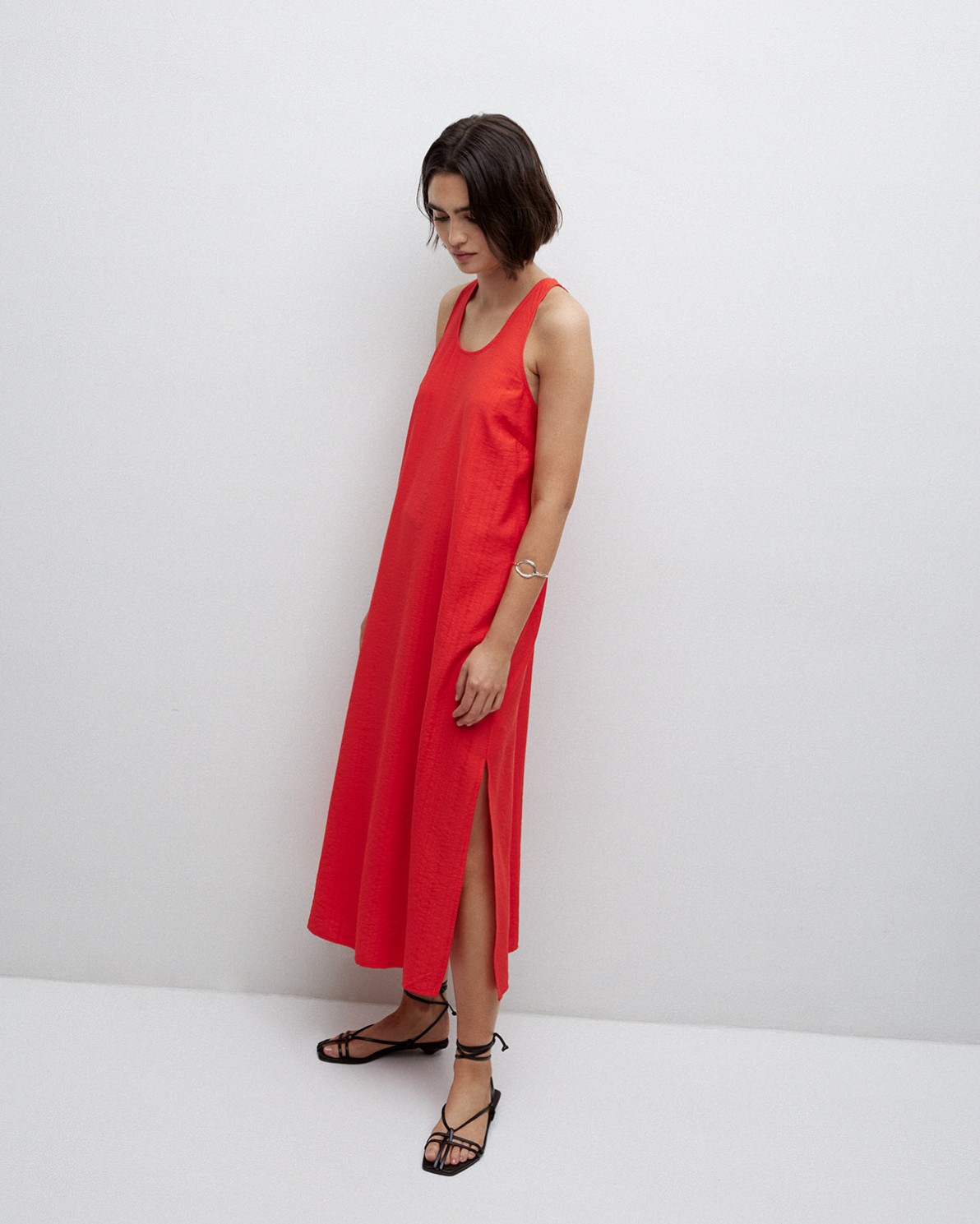 Vestido largo sin mangas coral