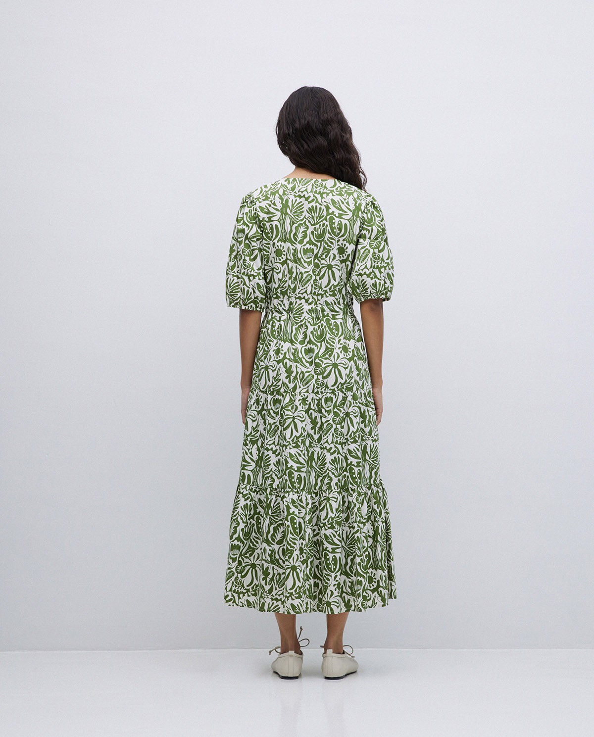 Vestido largo manga abullonada verde 5