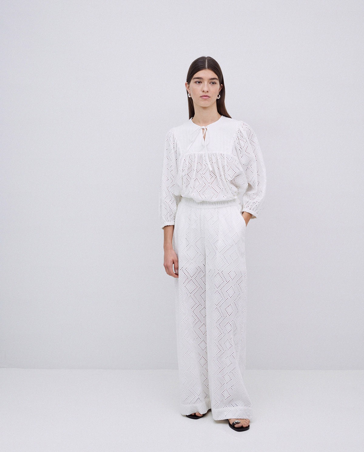 Pantalons wide leg brodat blanc 2