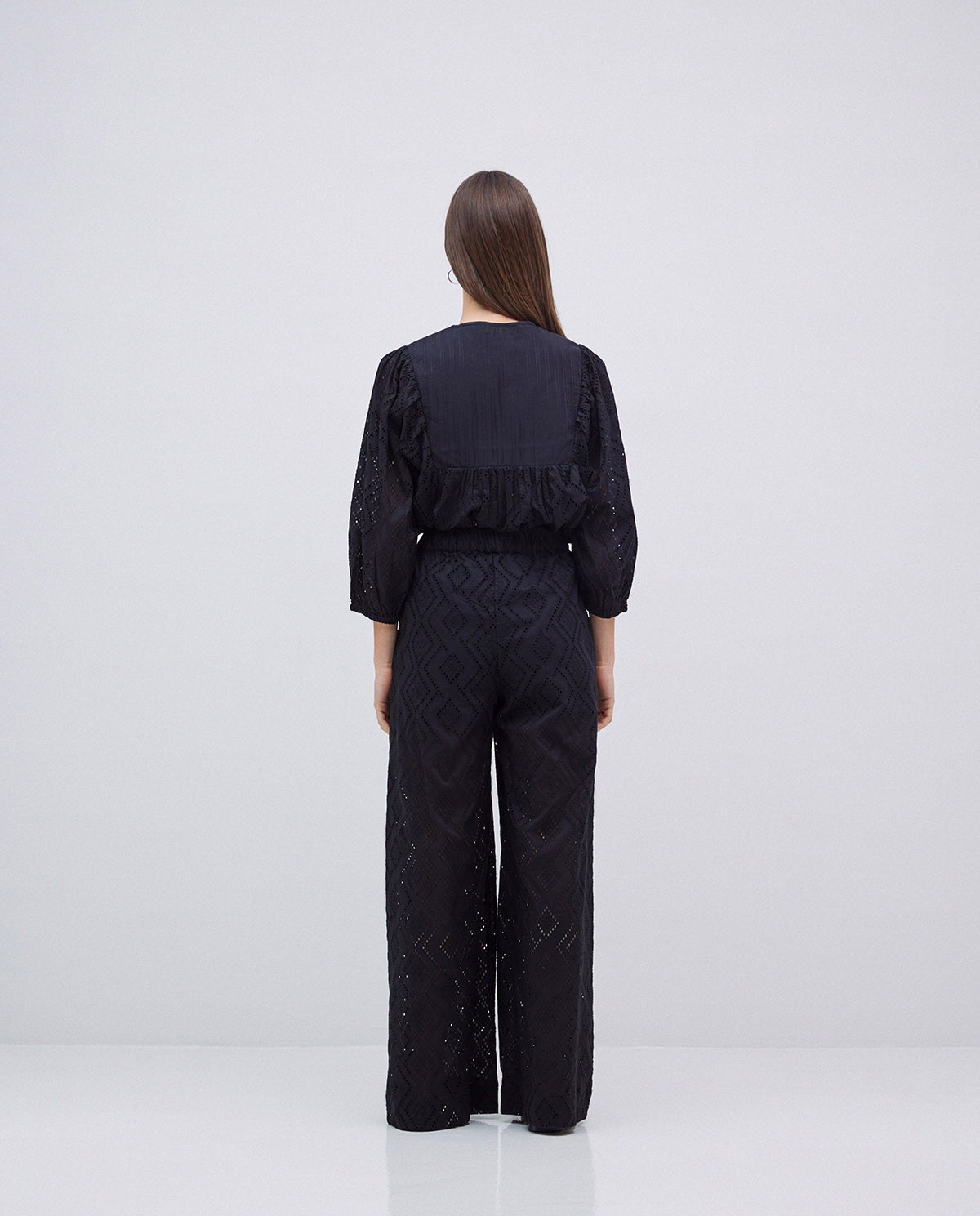 Pantalon wide leg noir avec broderie 5