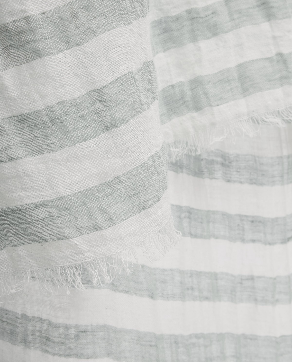 Foulard à rayures coton et lin gris vert 2