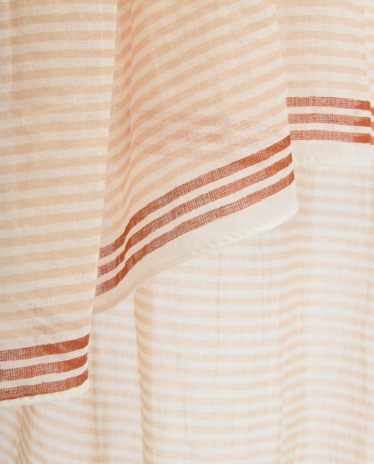 Foulard en coton à rayures beige 2