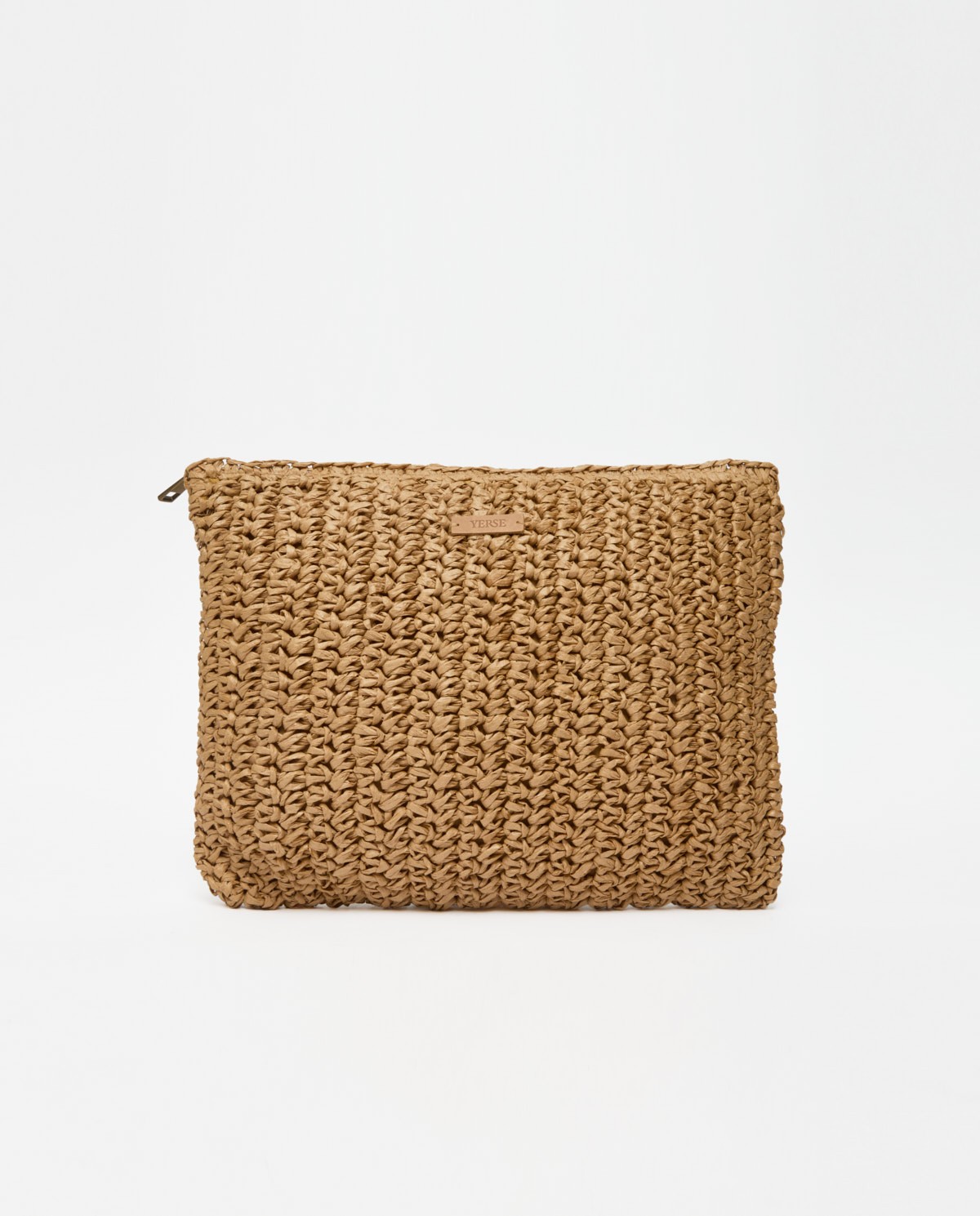 Clutch cremallera rafia natural 2
