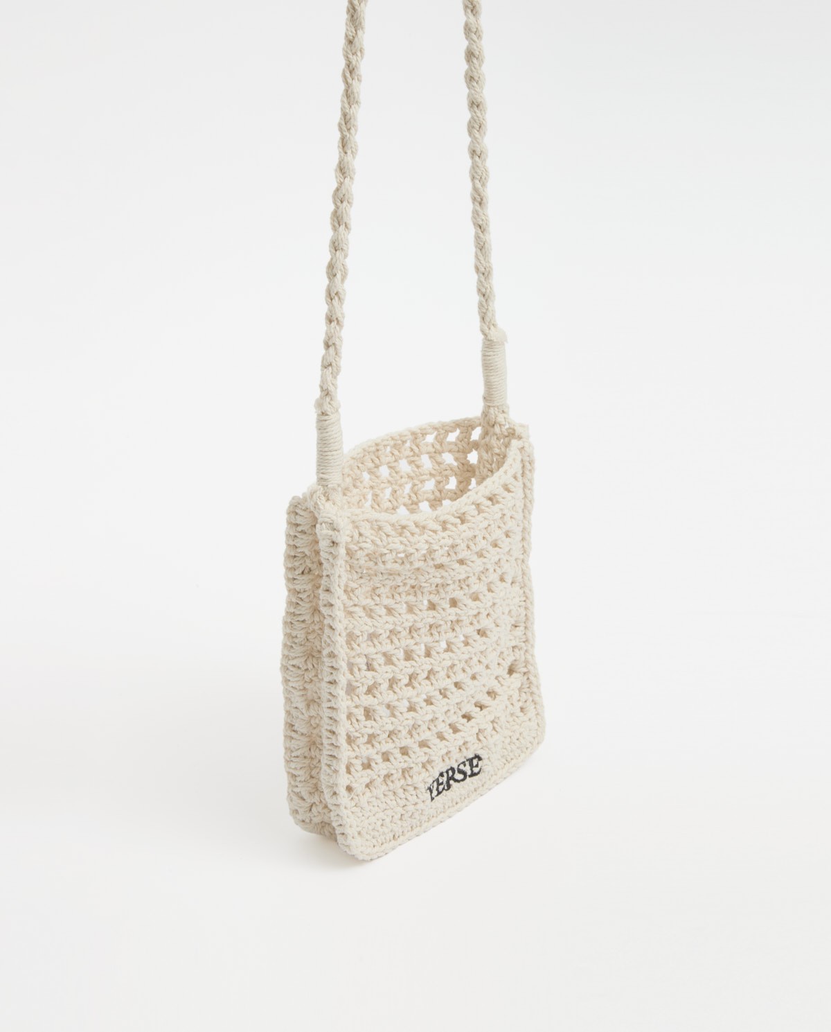 Sac fait main en maille écru 3