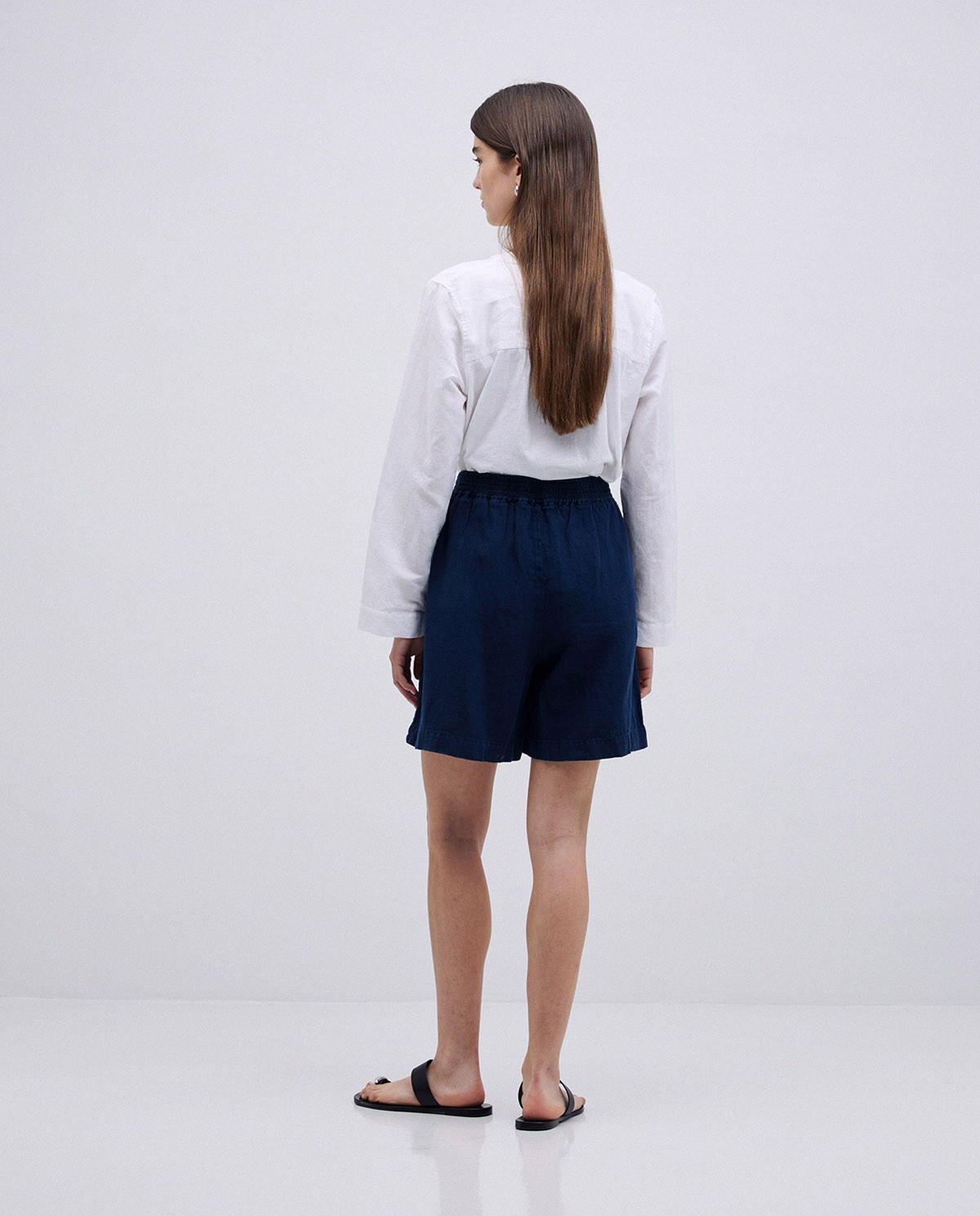 Linen shorts navy 3
