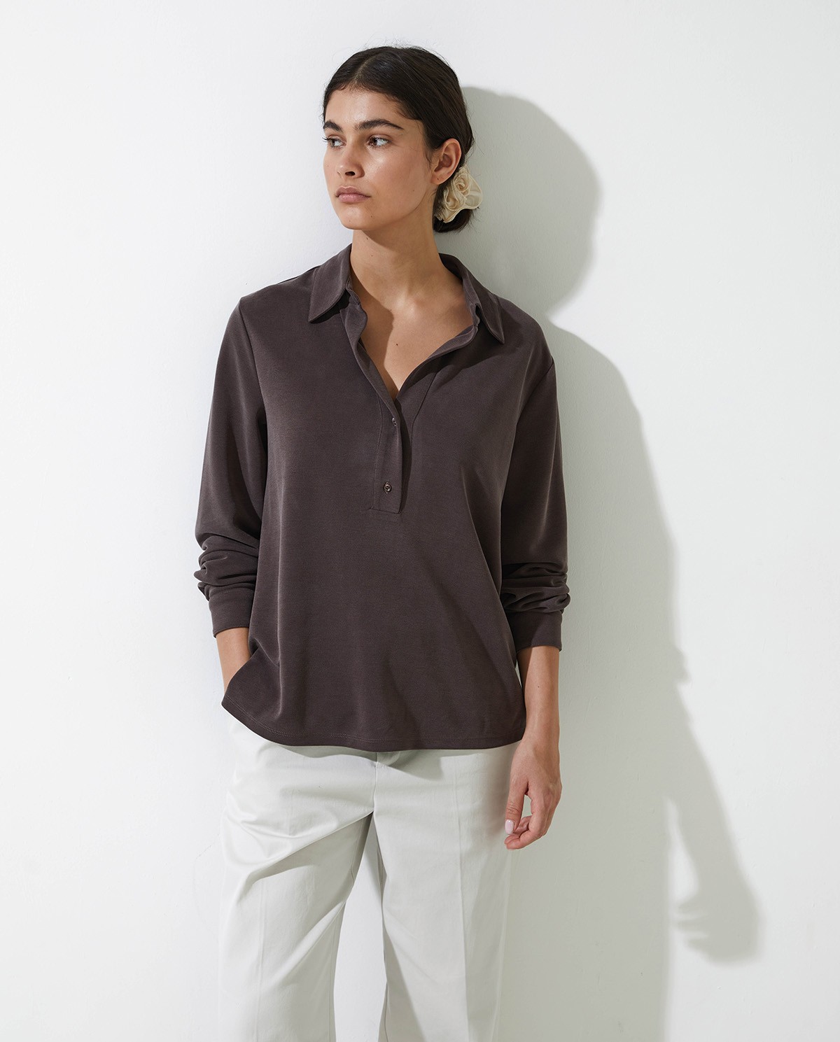 Chocolate knit polo collar shirt woman Yerse - Front view 1