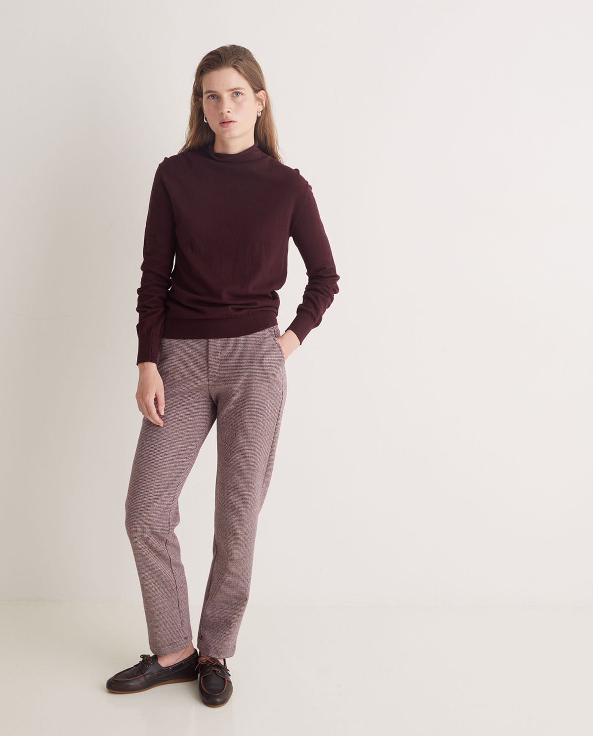 Pantalones algodón regular fit berenjena - Pantalones rectos 1