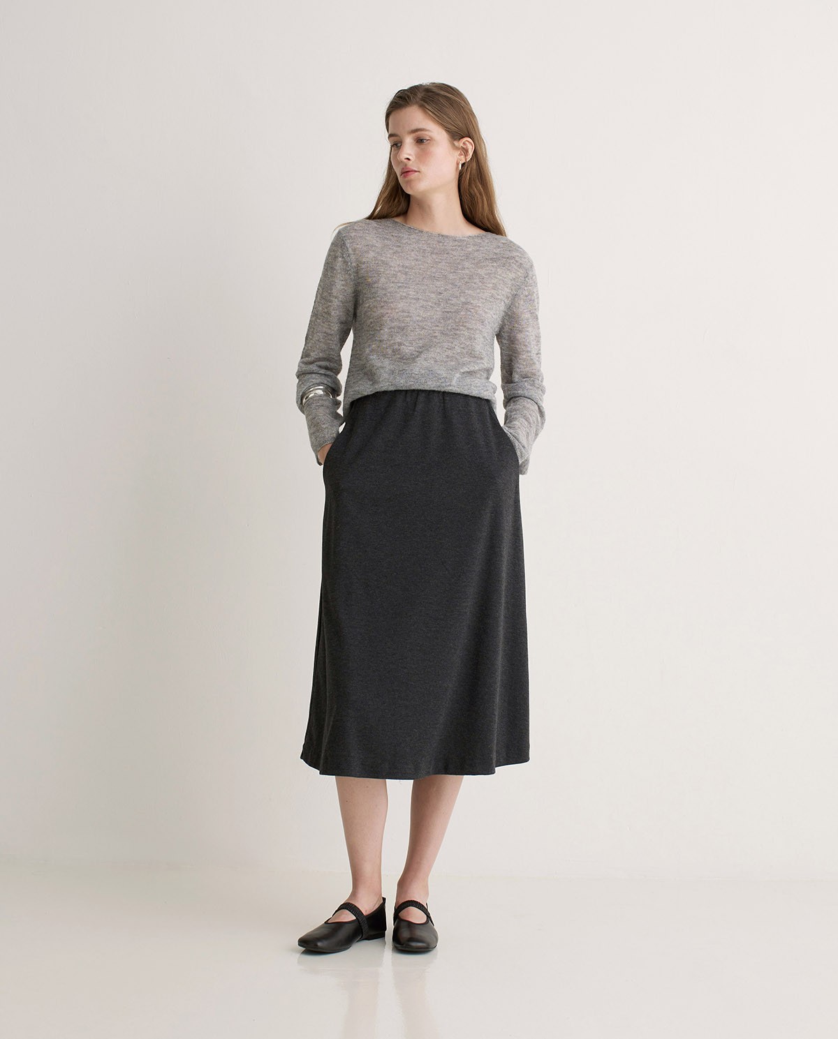 Falda midi cintura elástica antracita - Falda midi 2