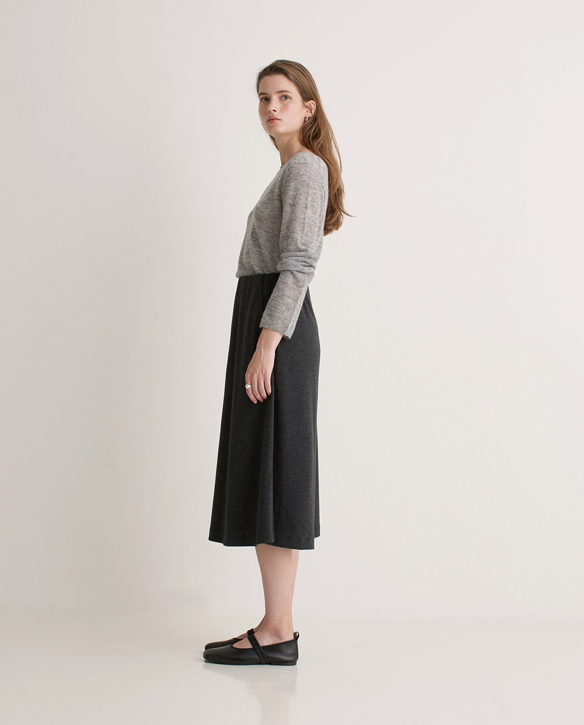 Falda midi cintura elástica antracita - Falda midi 3