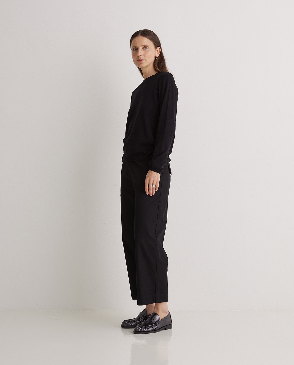 Black organic cotton crew neck sweater - 100% organic cotton sweater 2