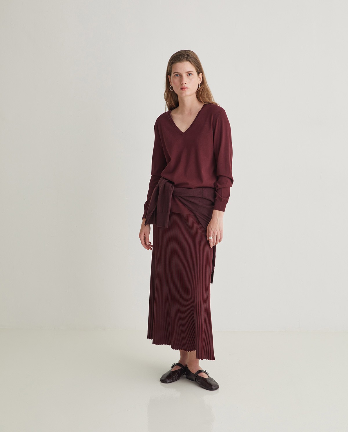 Garnet side slit sweater - V-neck sweater 3