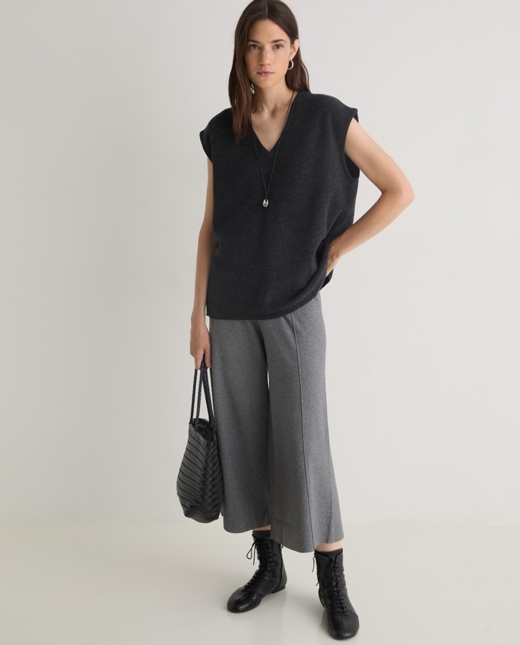 Pantalón culotte con viscosa gris mujer Yerse - Detalle frontal