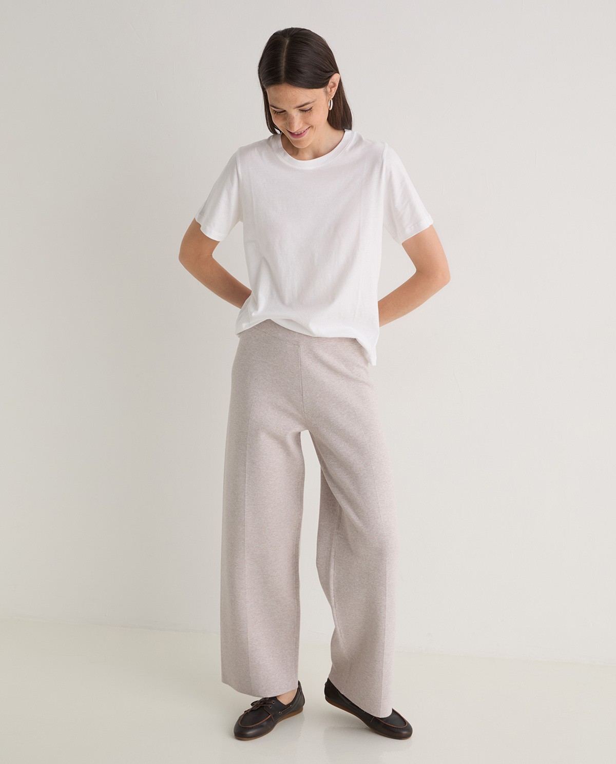 Pantalón regular fit con viscosa natural - Pantalones regular fit 1
