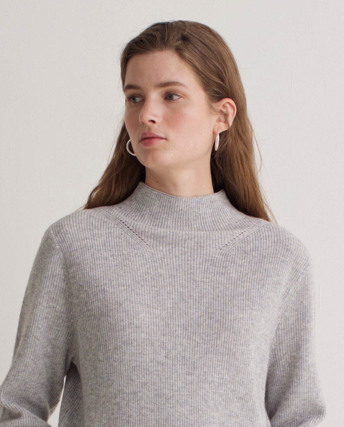 Light-grey fisherman’s-rib wool-blend sweater woman Yerse - Front view