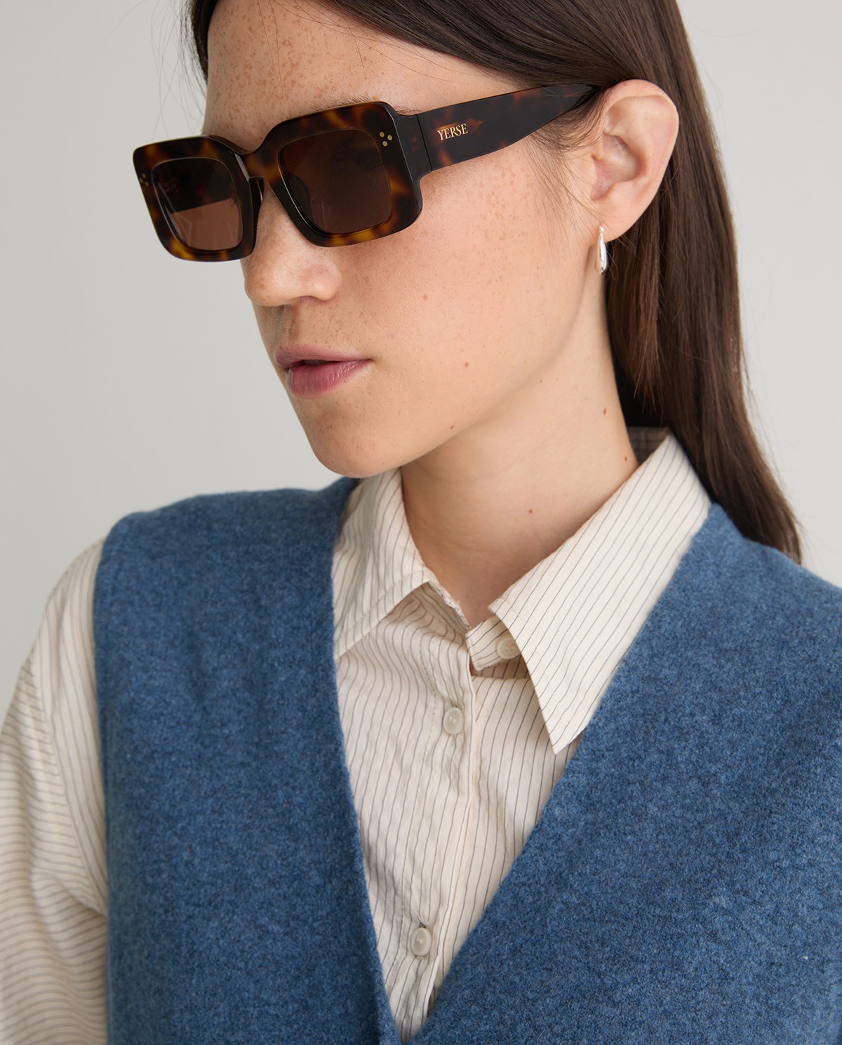 Chaleco mezcla algodón y lana botones azul royal - Chaleco confeccionado con mezcla de algodón y lana 3