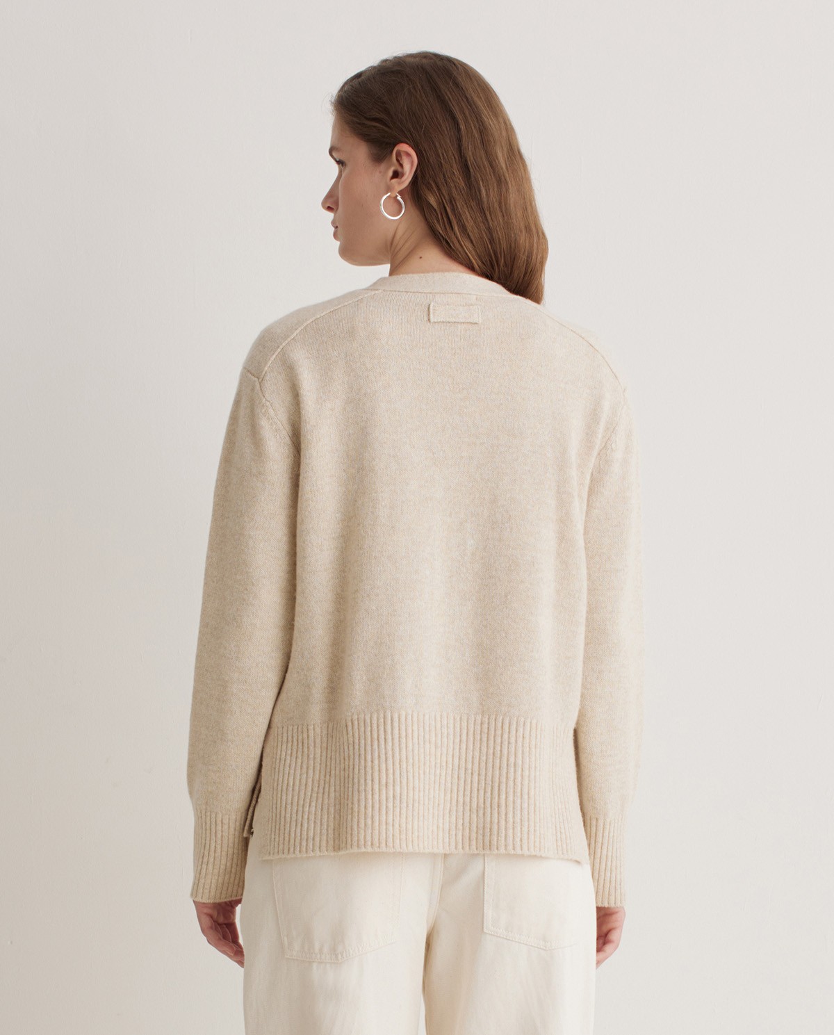 Ecru wool cardigan with side slits - Cardigan made of RWS wool and recycled fibers 4