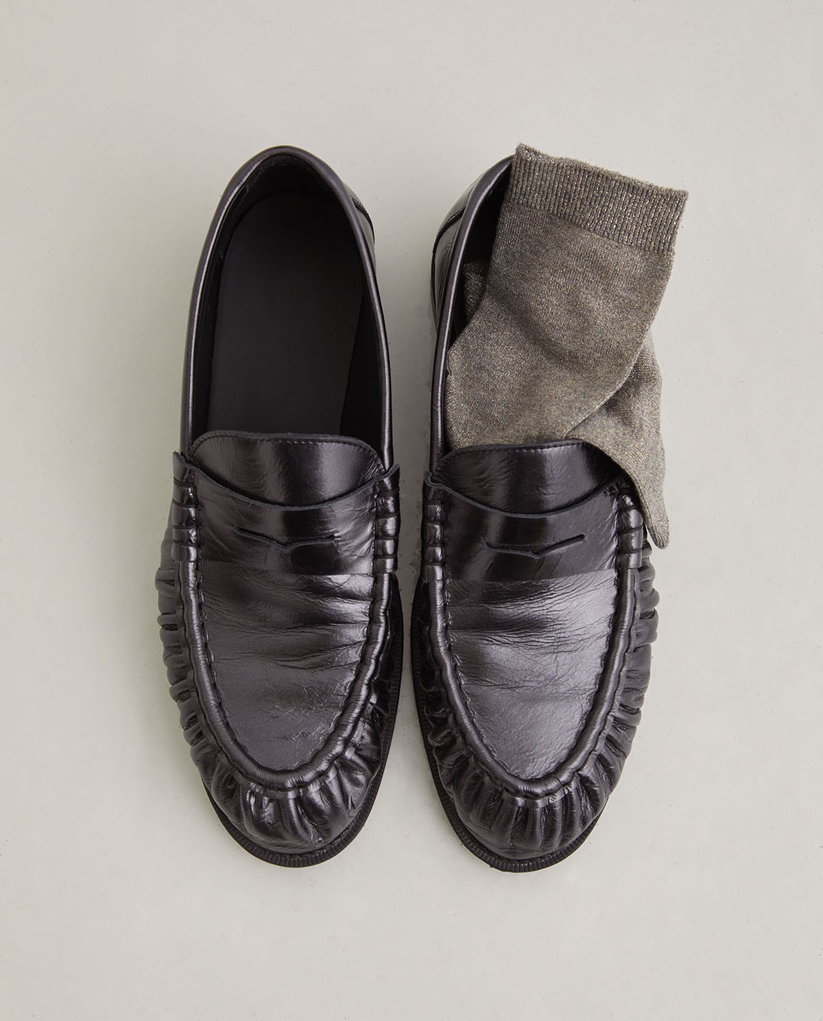 Mocasín piel efecto arrugado plomo 5