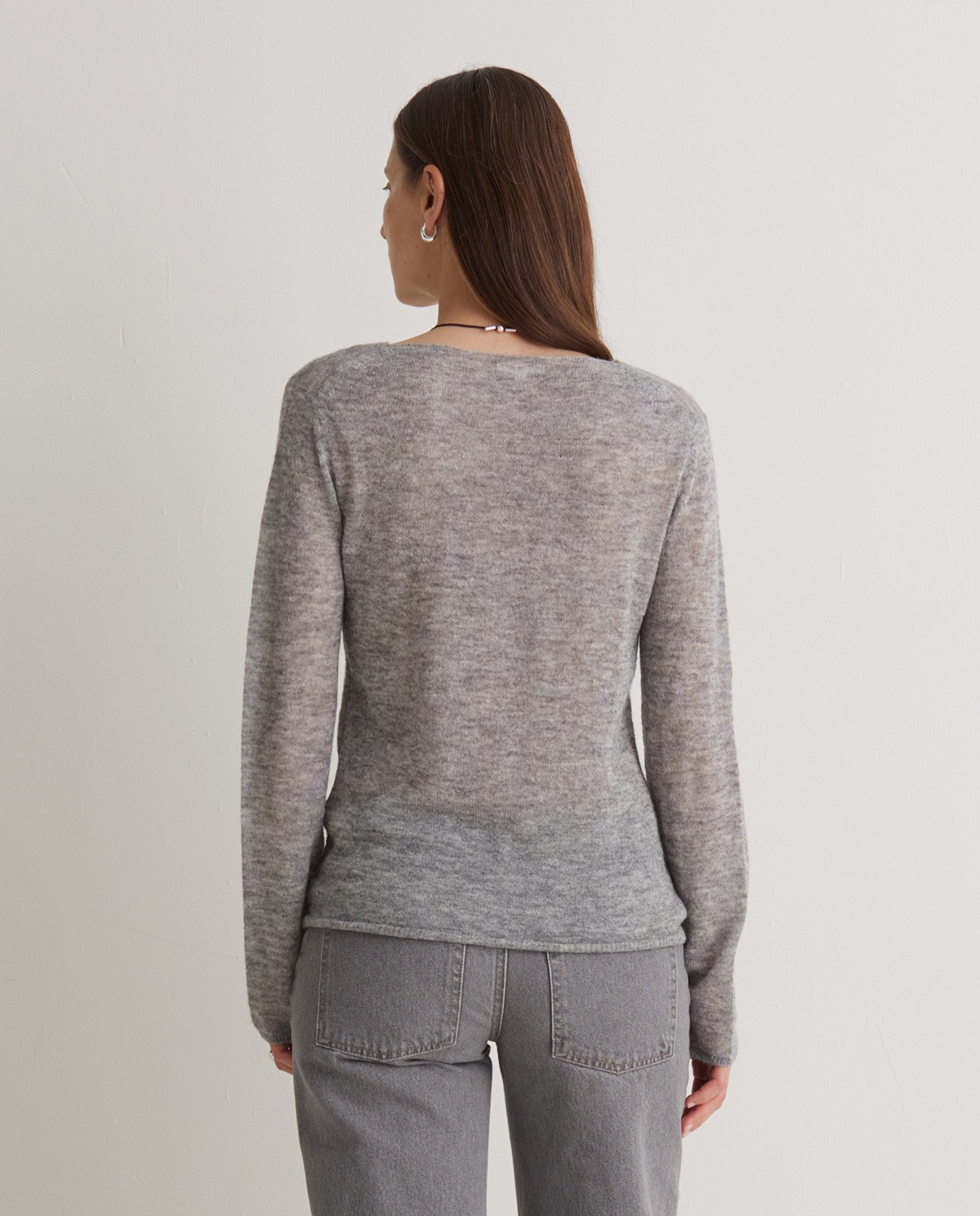 Gilet en laine mérinos grise mélangée - Pull fin à col bateau 5