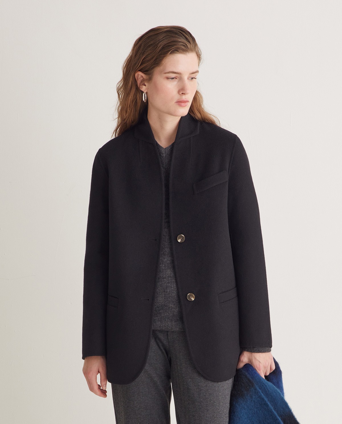 Handmade double-faced wool-blend coat black woman Yerse - Front view