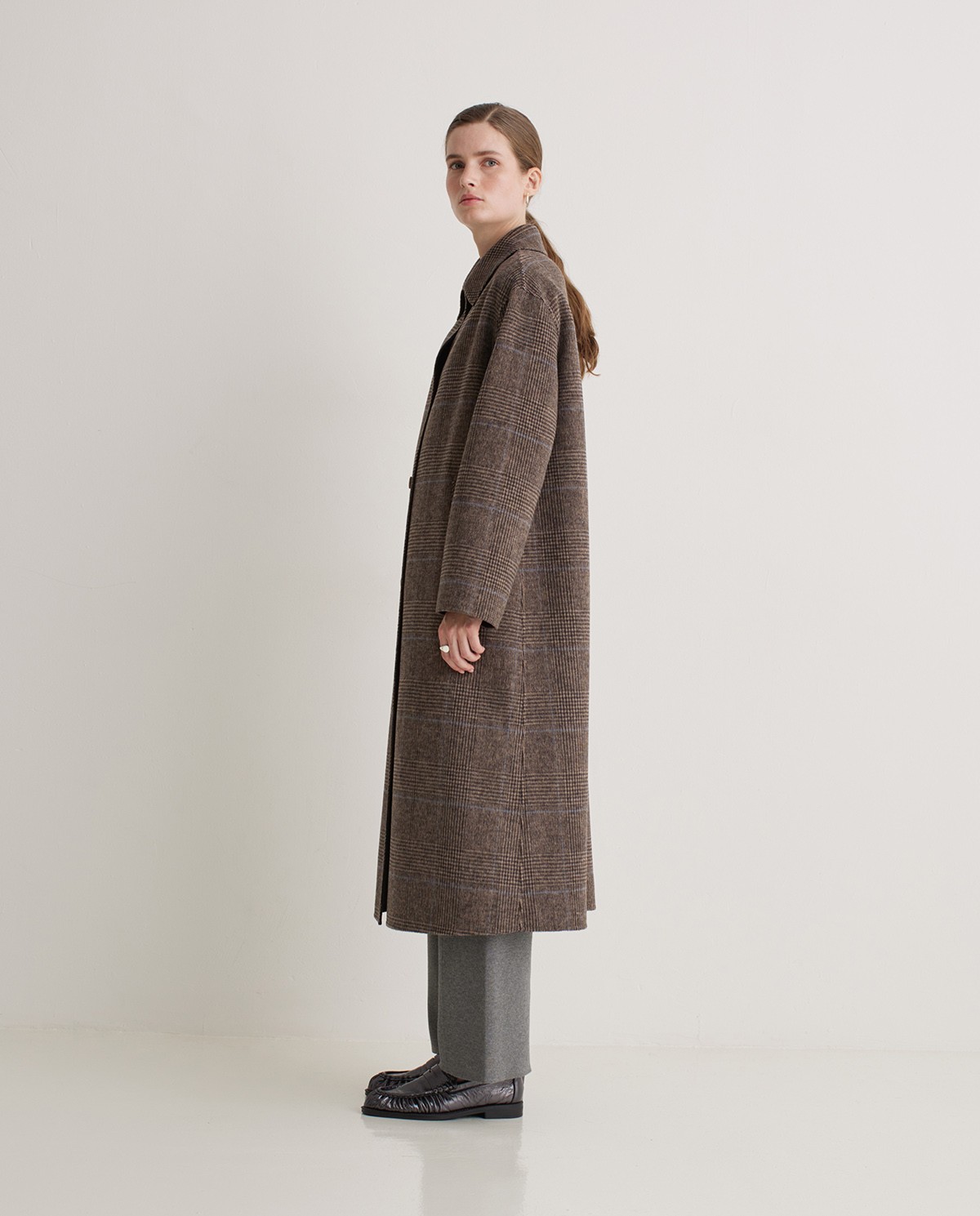 Handmade checked wool-blend long coat brown woman Yerse - Front view 6